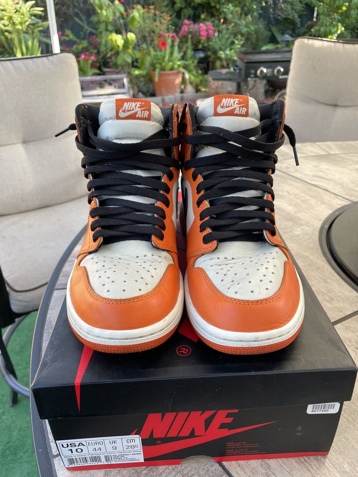 Jordan Brand Air Jordan 1 Retro High OG Shattered Backboard Away Reverse Size US 10 / EU 43 - 4 Thumbnail