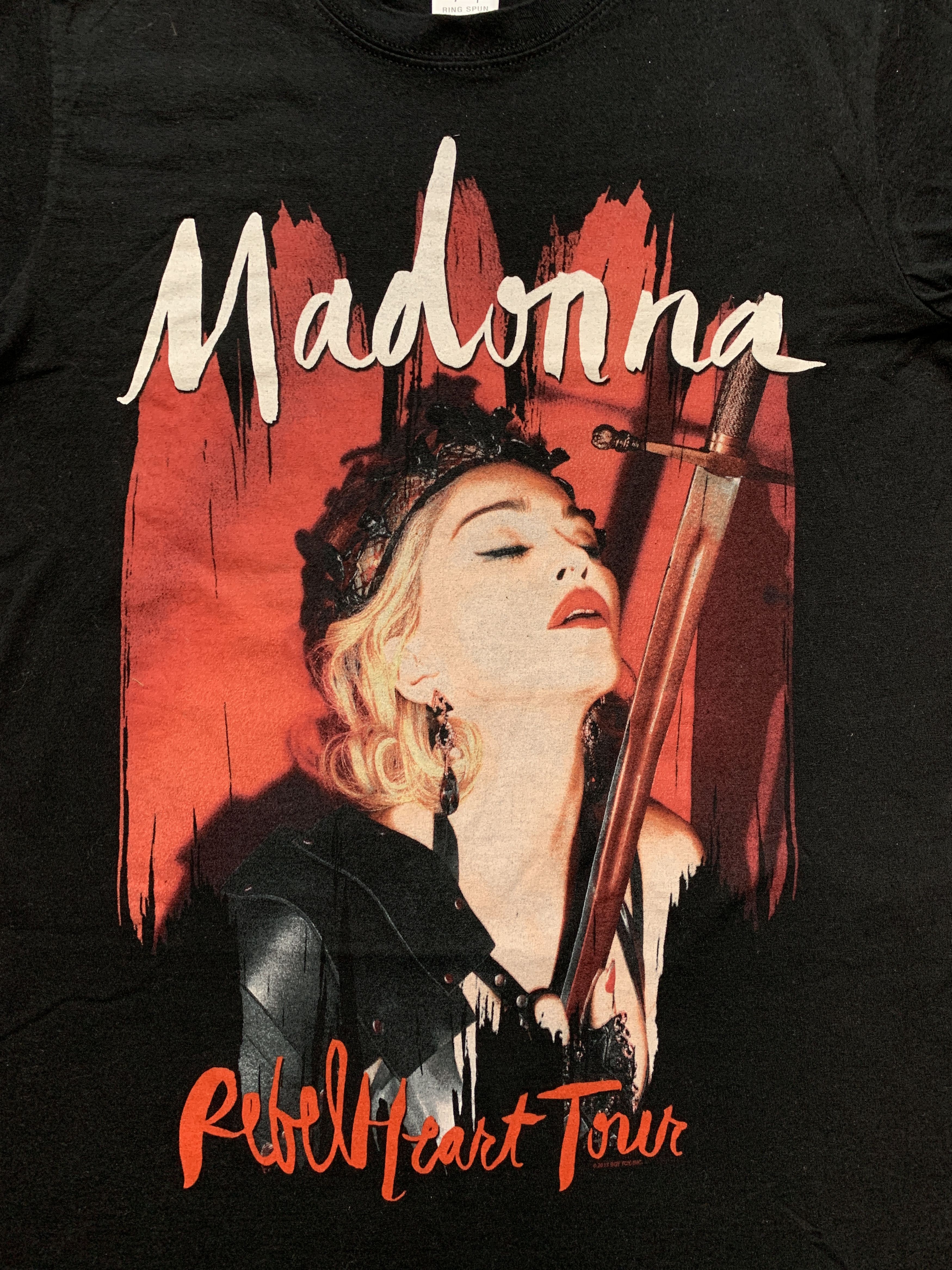 Band Tees Vintage Madonna Rebel Heart Tour 2015 T-shirt Size US S / EU 44-46 / 1 - 2 Thumbnail