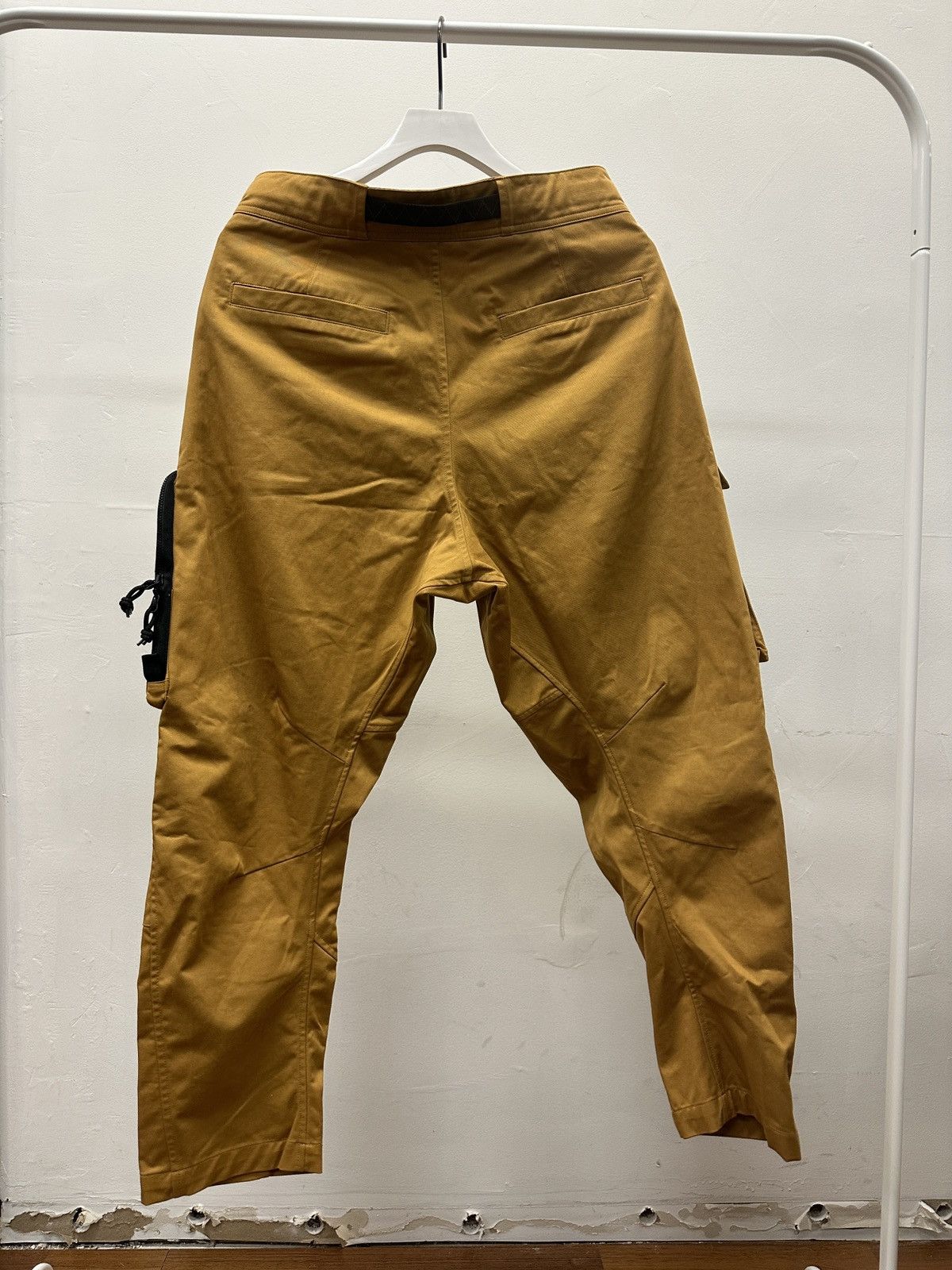 Nike × Nike ACG Nike ACG Woven Cargo Pant (Wheat) SZ S Size US 30 / EU 46 - 2 Thumbnail