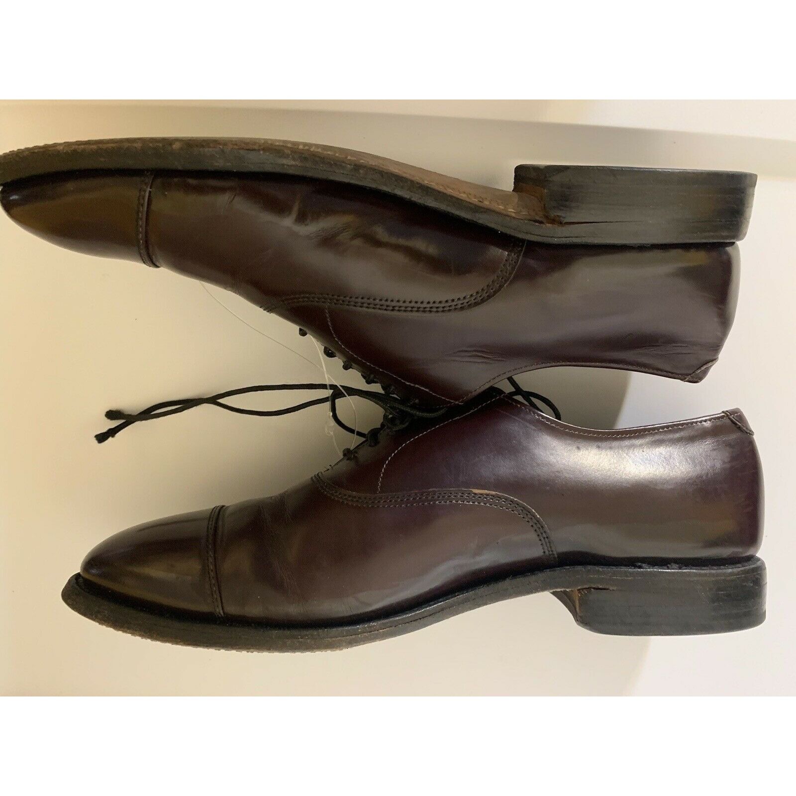 Allen Edmonds Allen Edmonds "PARK AVENUE" Men's Sz 8D Cap Oxfords USA Burg Size US 8 / EU 41 - 7 Thumbnail