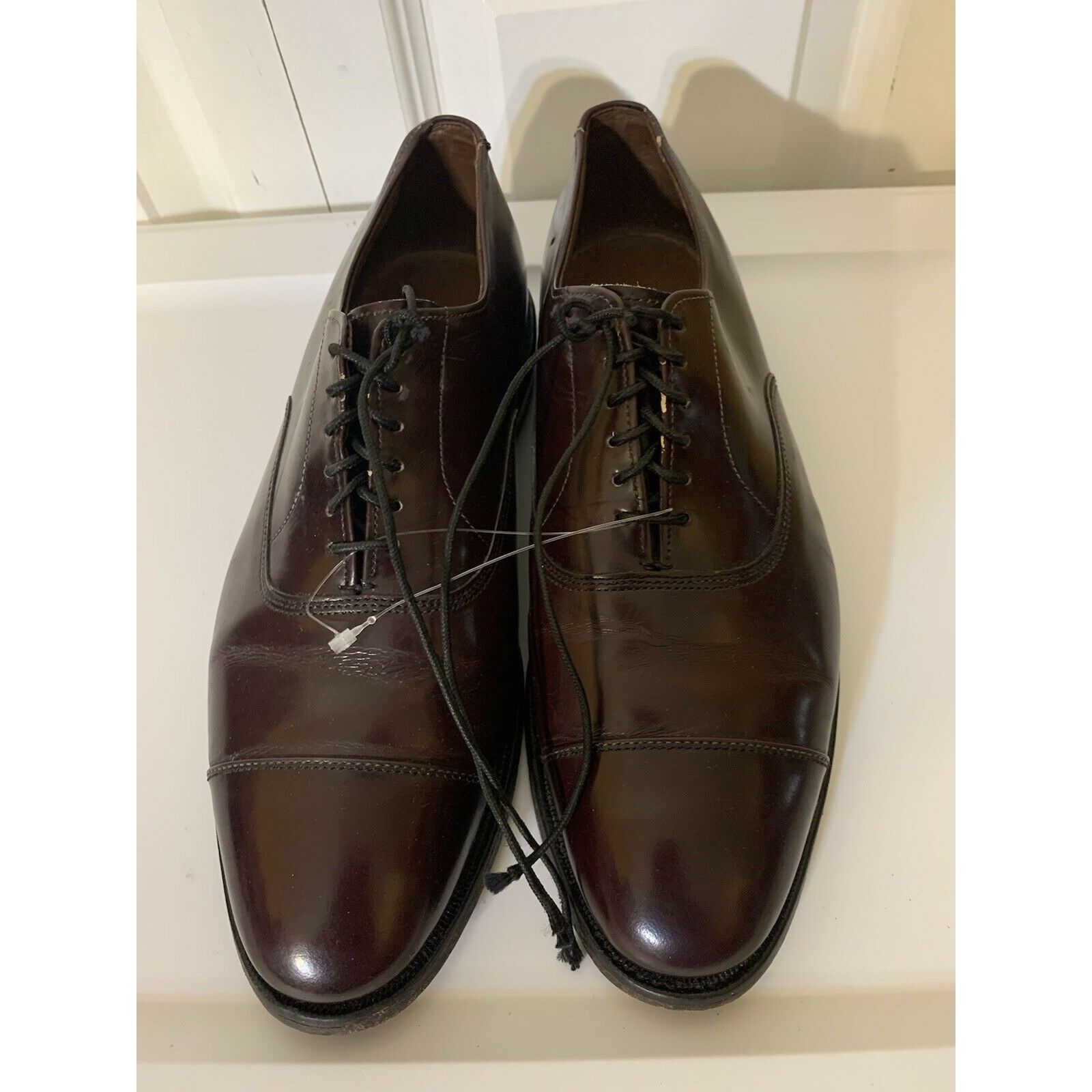 Allen Edmonds Allen Edmonds "PARK AVENUE" Men's Sz 8D Cap Oxfords USA Burg Size US 8 / EU 41 - 1 Thumbnail