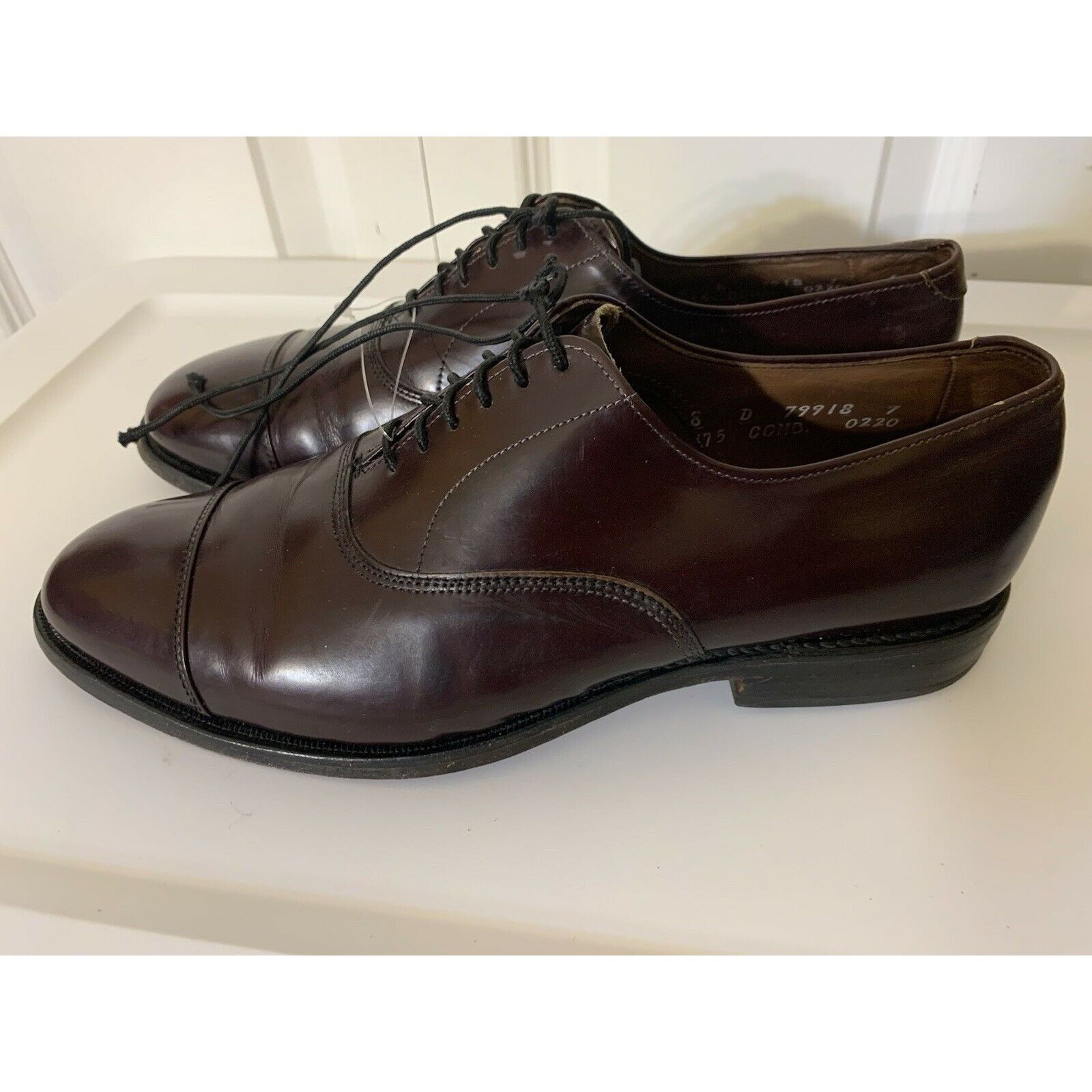 Allen Edmonds Allen Edmonds "PARK AVENUE" Men's Sz 8D Cap Oxfords USA Burg Size US 8 / EU 41 - 3 Thumbnail