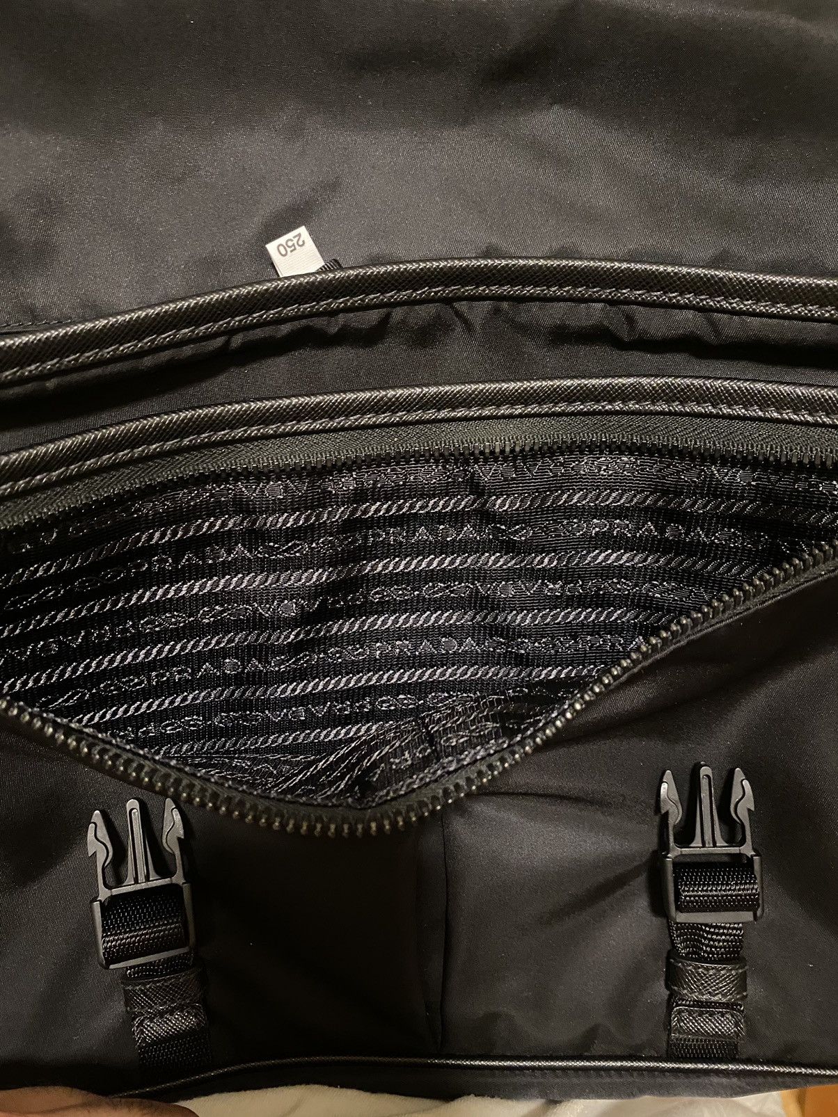 Prada Prada Messenger Bag Size ONE SIZE - 7 Thumbnail