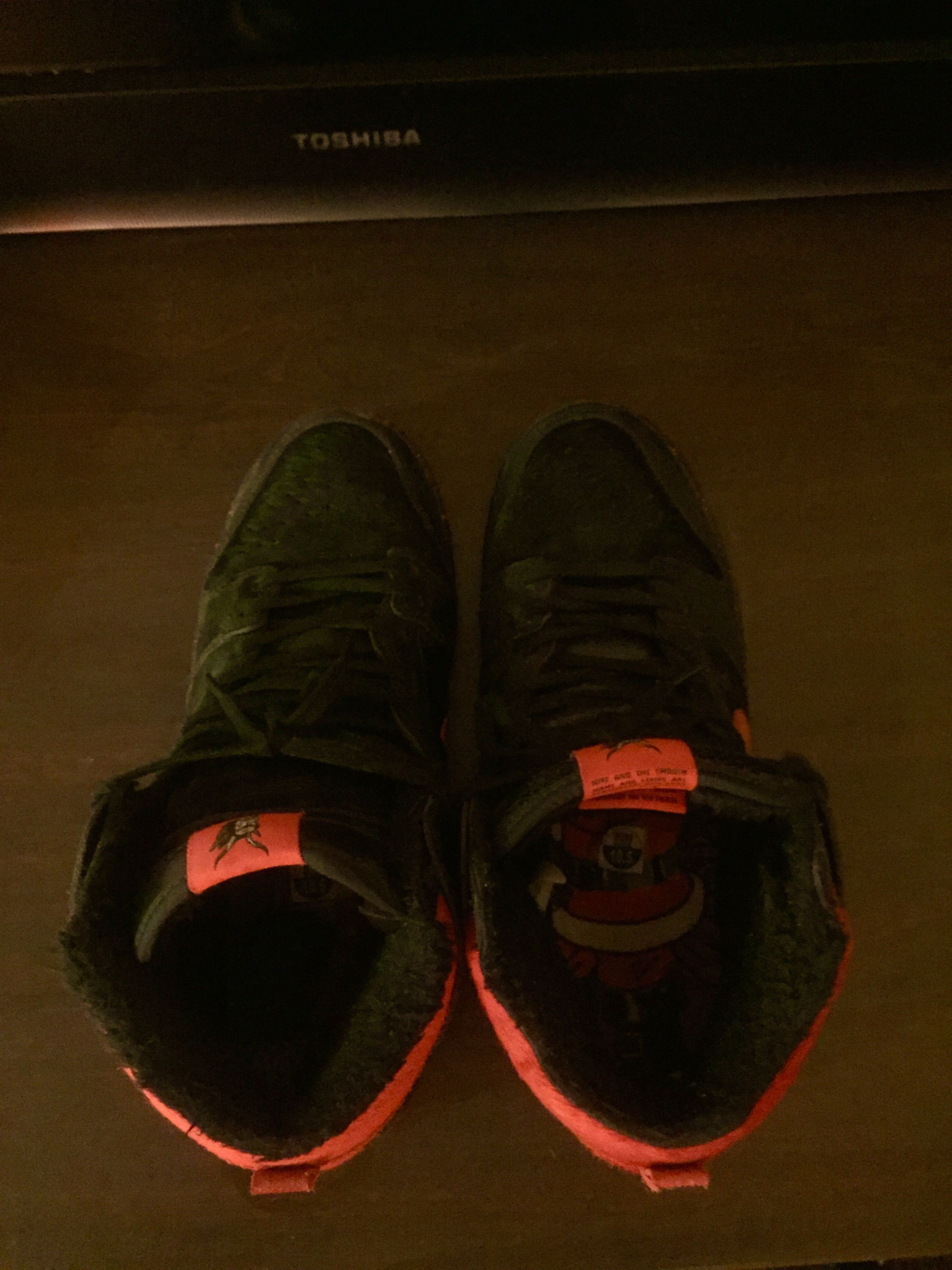 Nike Krampus Dunks Size US 10.5 / EU 43-44 - 3 Thumbnail