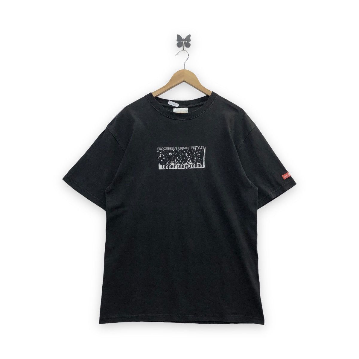 Rare!! Vintage Upper Playground T-shirt