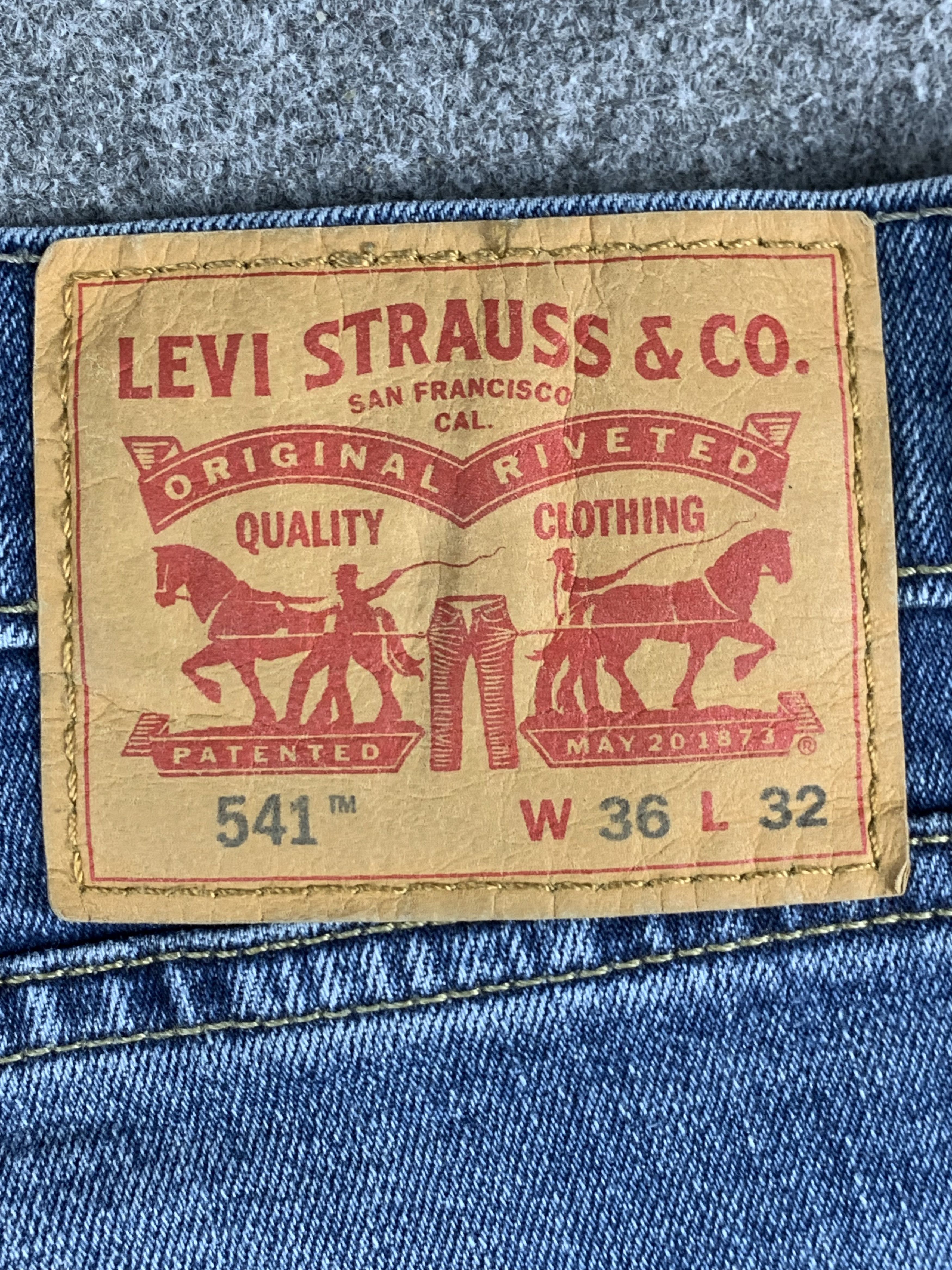Levi's Vintage Levis 541 Faded Blue Jeans DP1932 Size US 36 / EU 52 - 4 Thumbnail