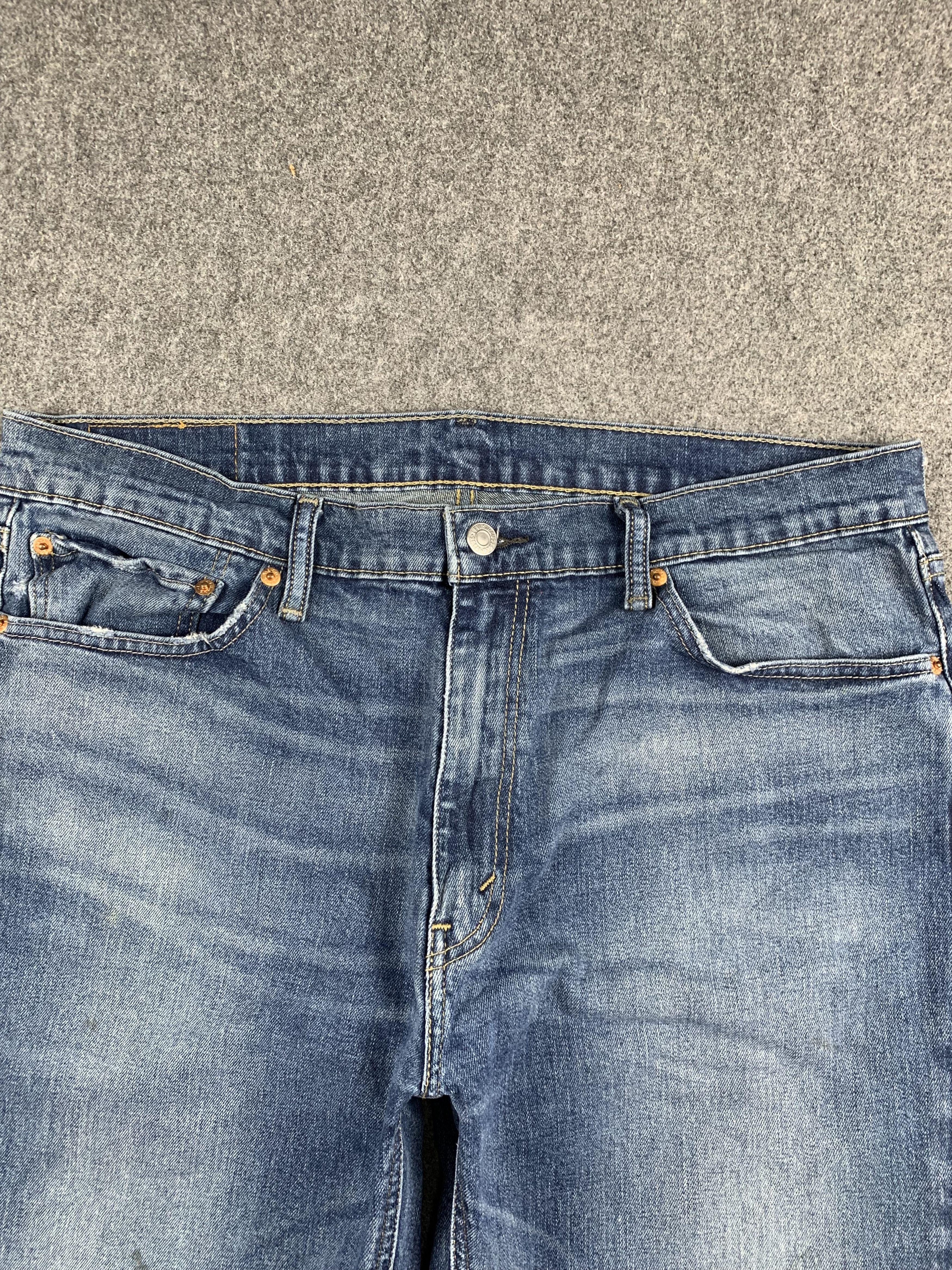 Levi's Vintage Levis 541 Faded Blue Jeans DP1932 Size US 36 / EU 52 - 2 Thumbnail