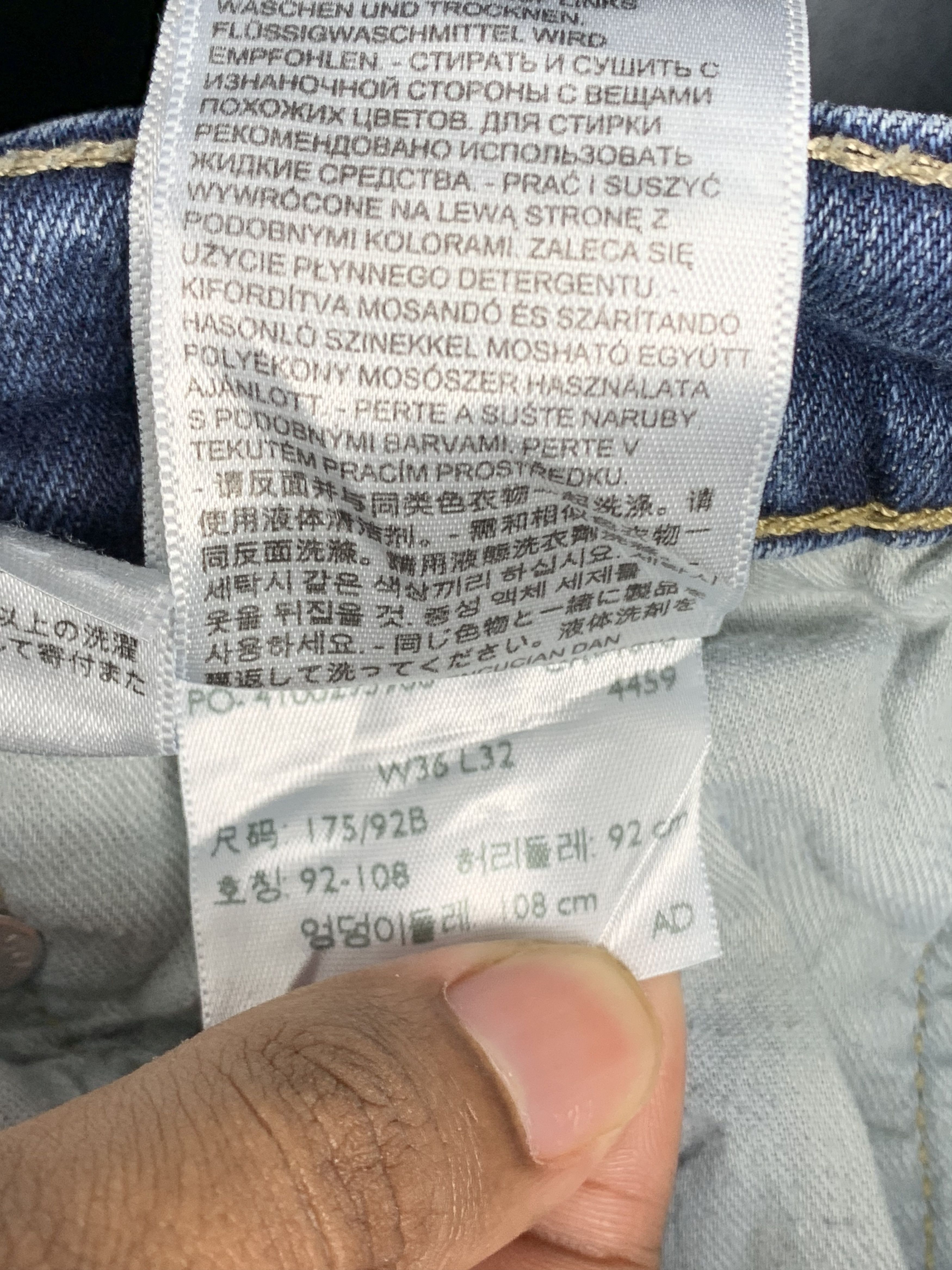 Levi's Vintage Levis 541 Faded Blue Jeans DP1932 Size US 36 / EU 52 - 12 Thumbnail