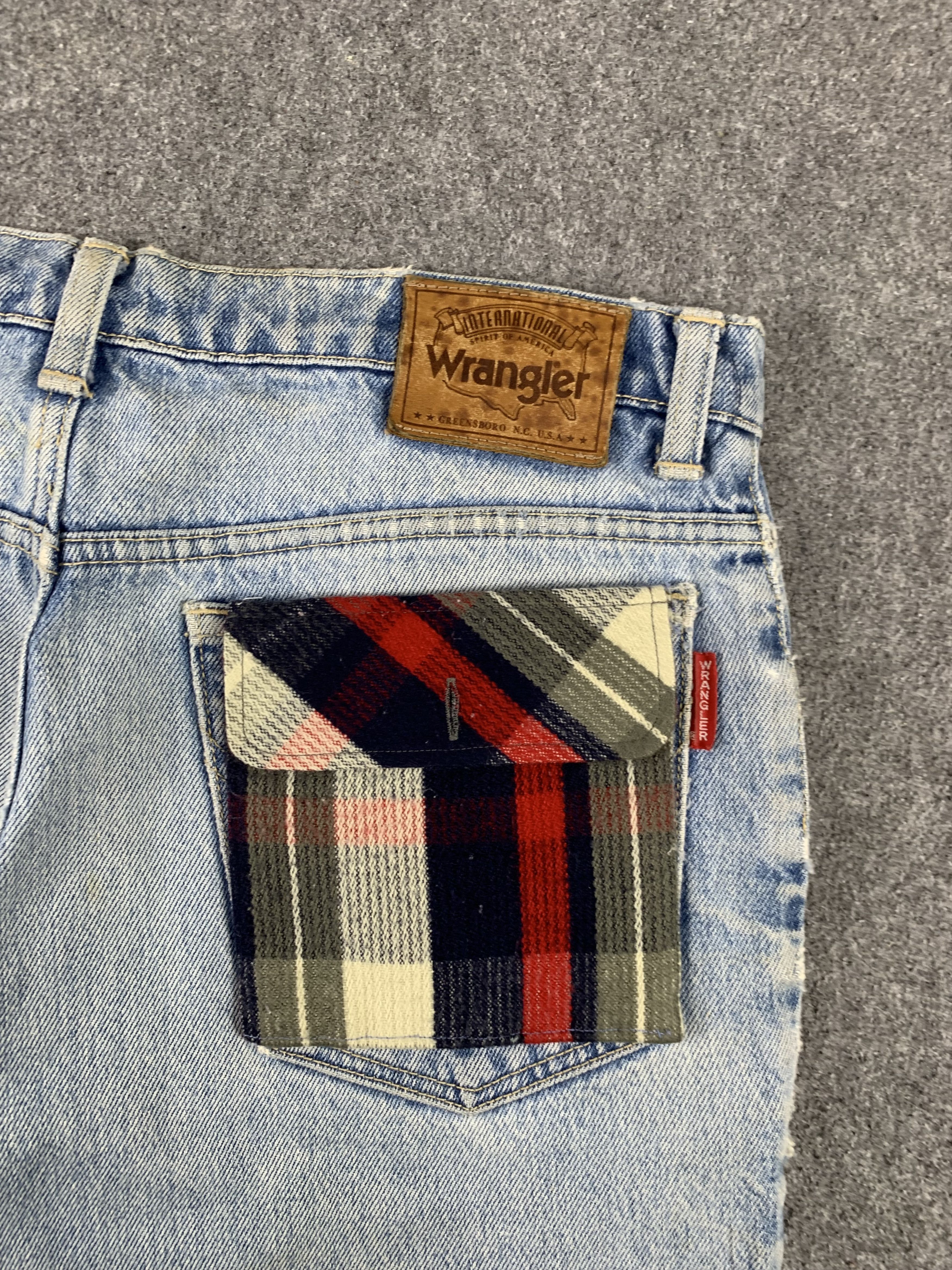 Vintage × Wrangler Vintage 90s Wrangler Patchwork Jeans DP1938 Size US 33 - 18 Thumbnail