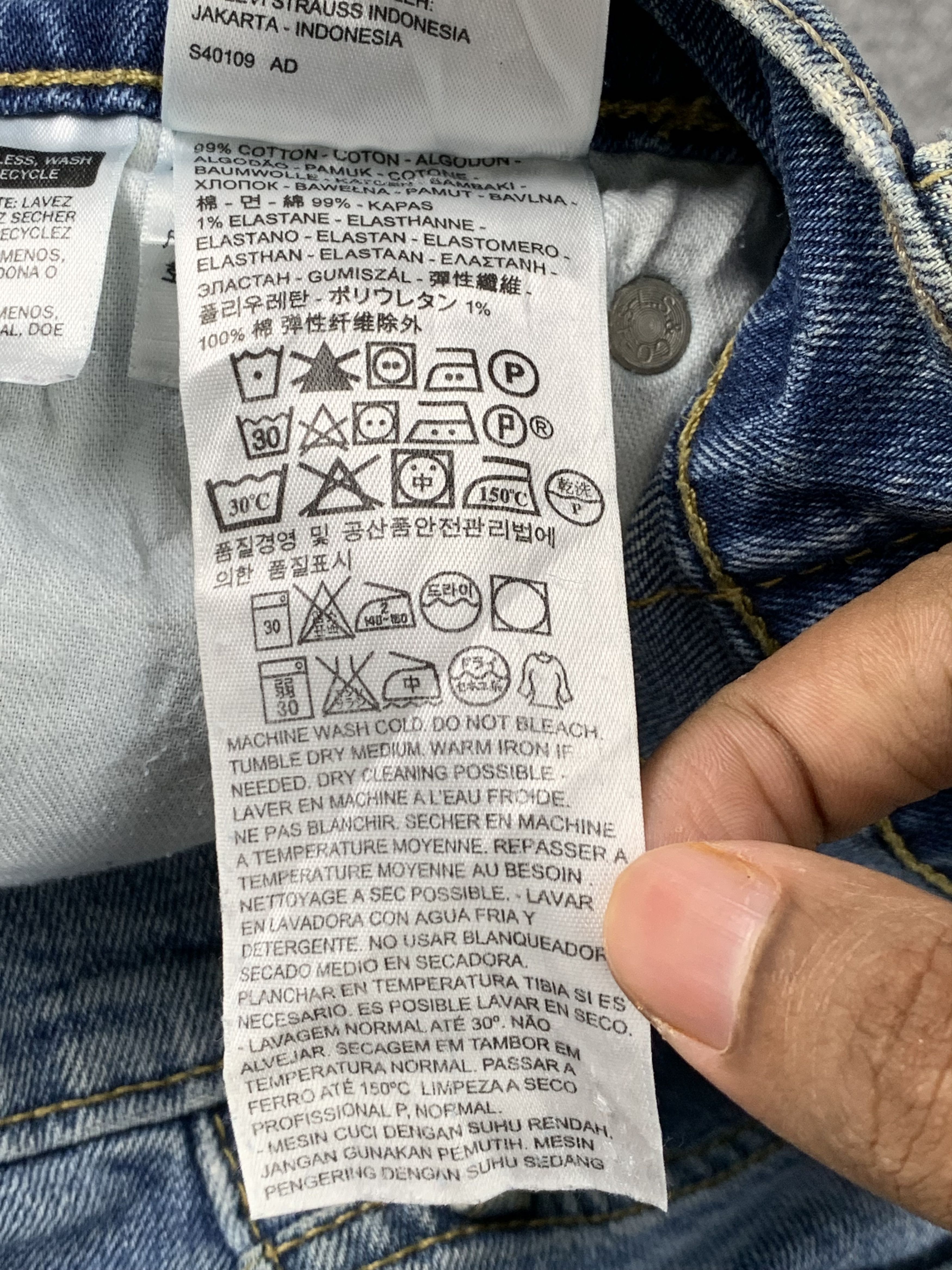 Levi's Vintage Levis 513 Faded Blue Jeans DP1939 Size US 30 / EU 46 - 10 Thumbnail