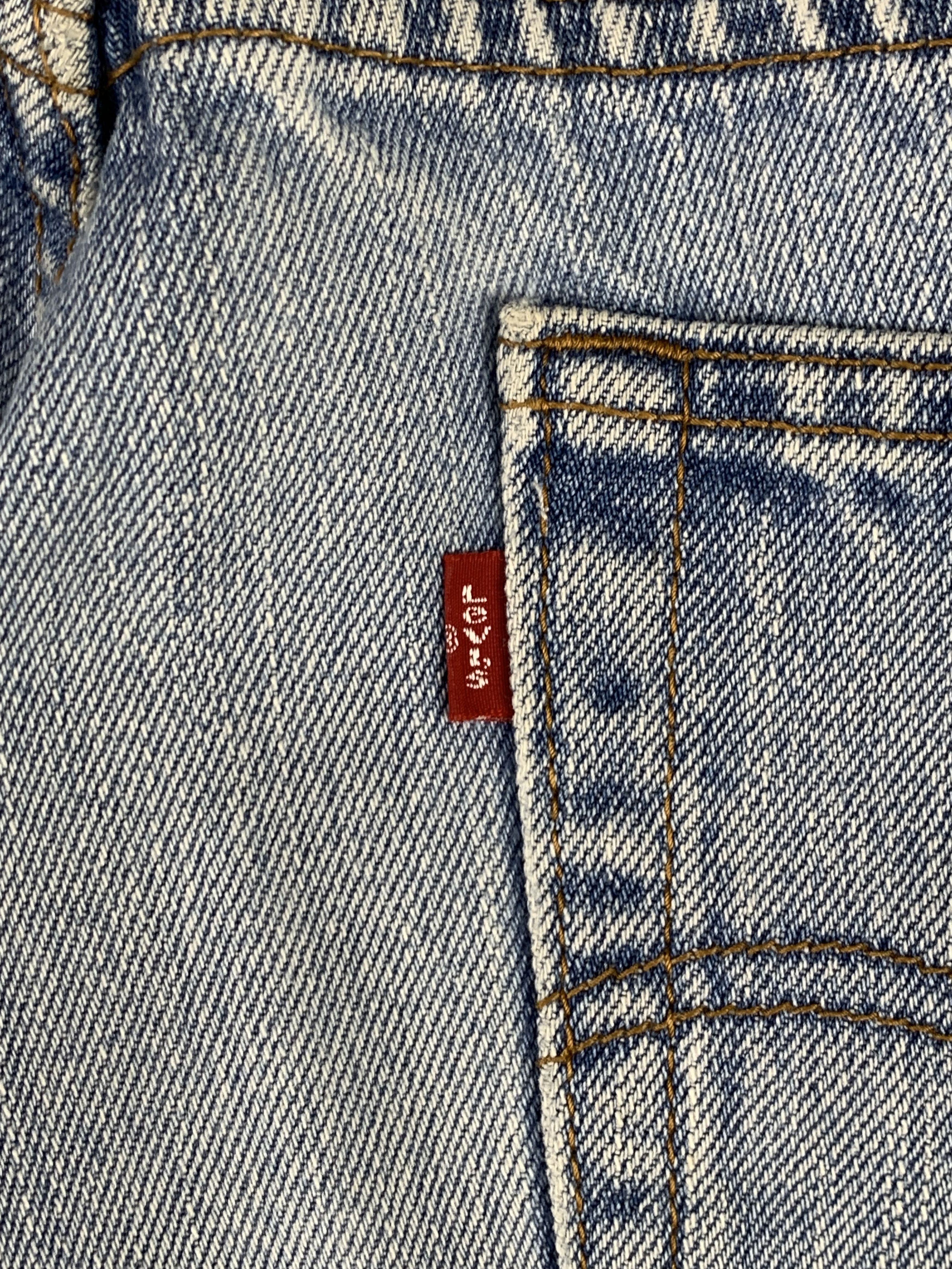 Levi's Vintage Levis 560 Light Wash Jeans DP1944 Size US 39 - 4 Thumbnail