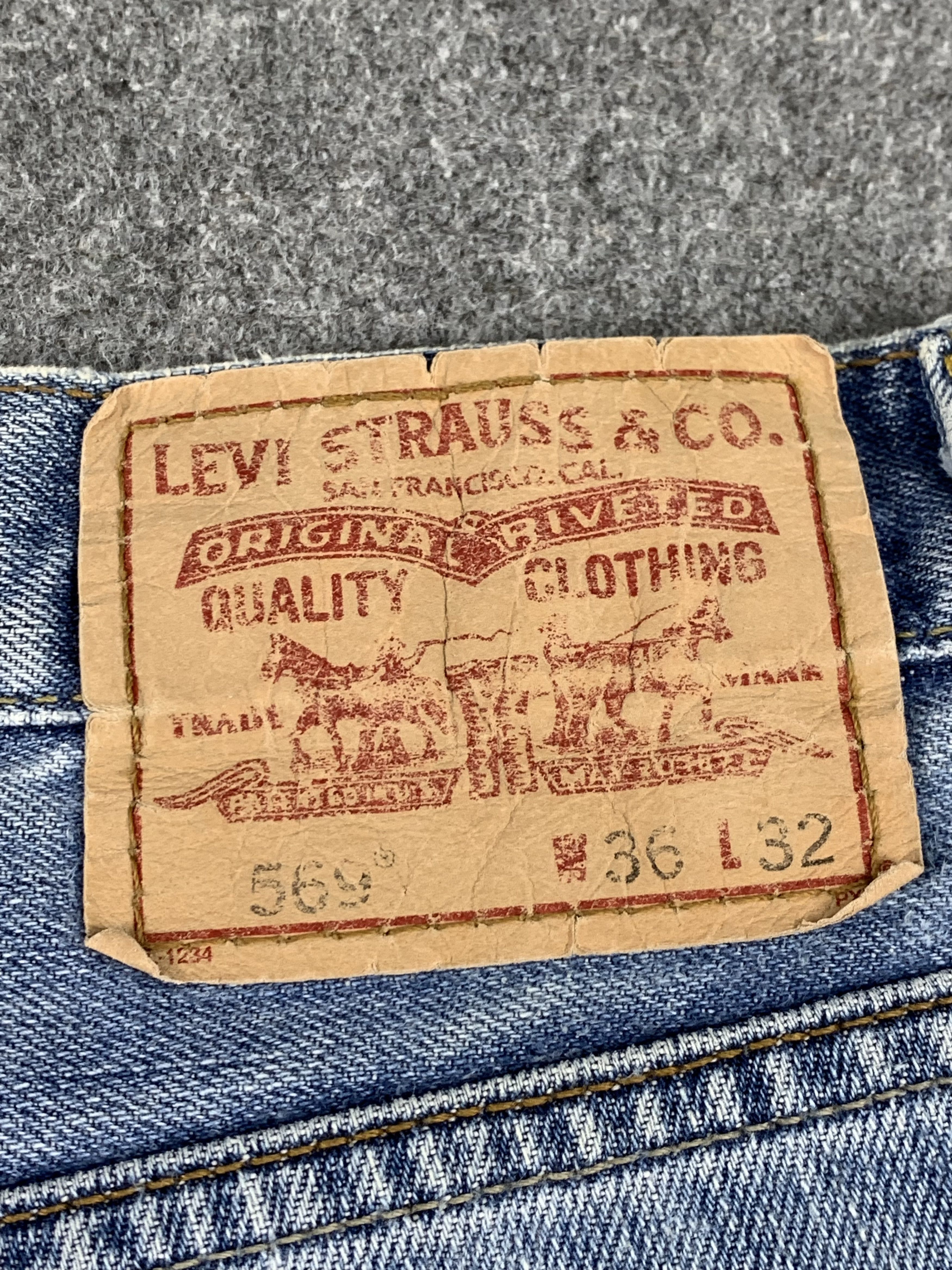Levi's Vintage Levis 569 Faded Blue Jeans DP1945 Size US 37 - 3 Thumbnail