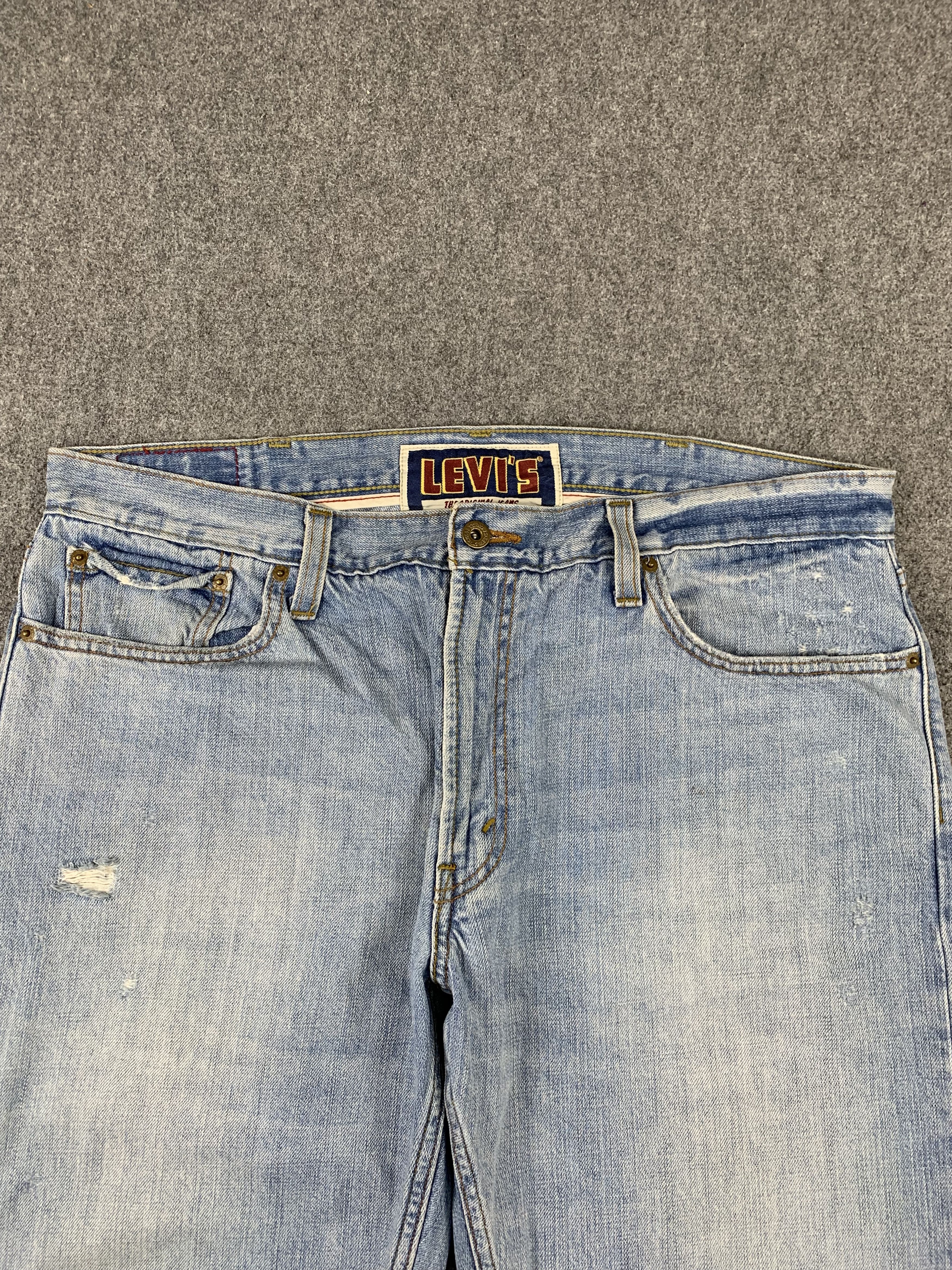 Levi's Vintage Levis 514 Light Wash Jeans DP1955 Size US 39 - 2 Thumbnail