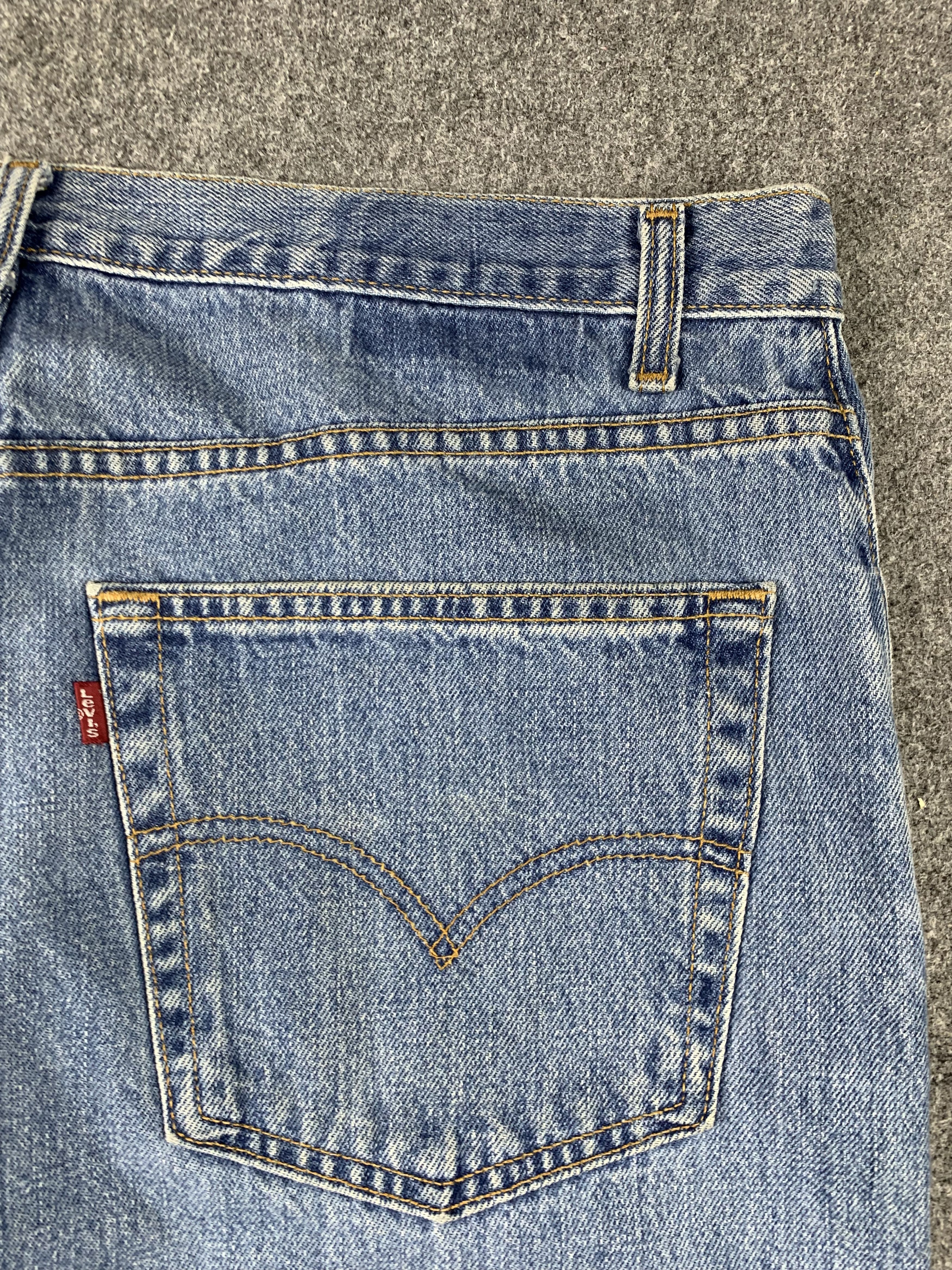 Levi's Vintage 90s Levis 505 Light Blue Jeans DP1957 Size US 38 / EU 54 - 12 Thumbnail