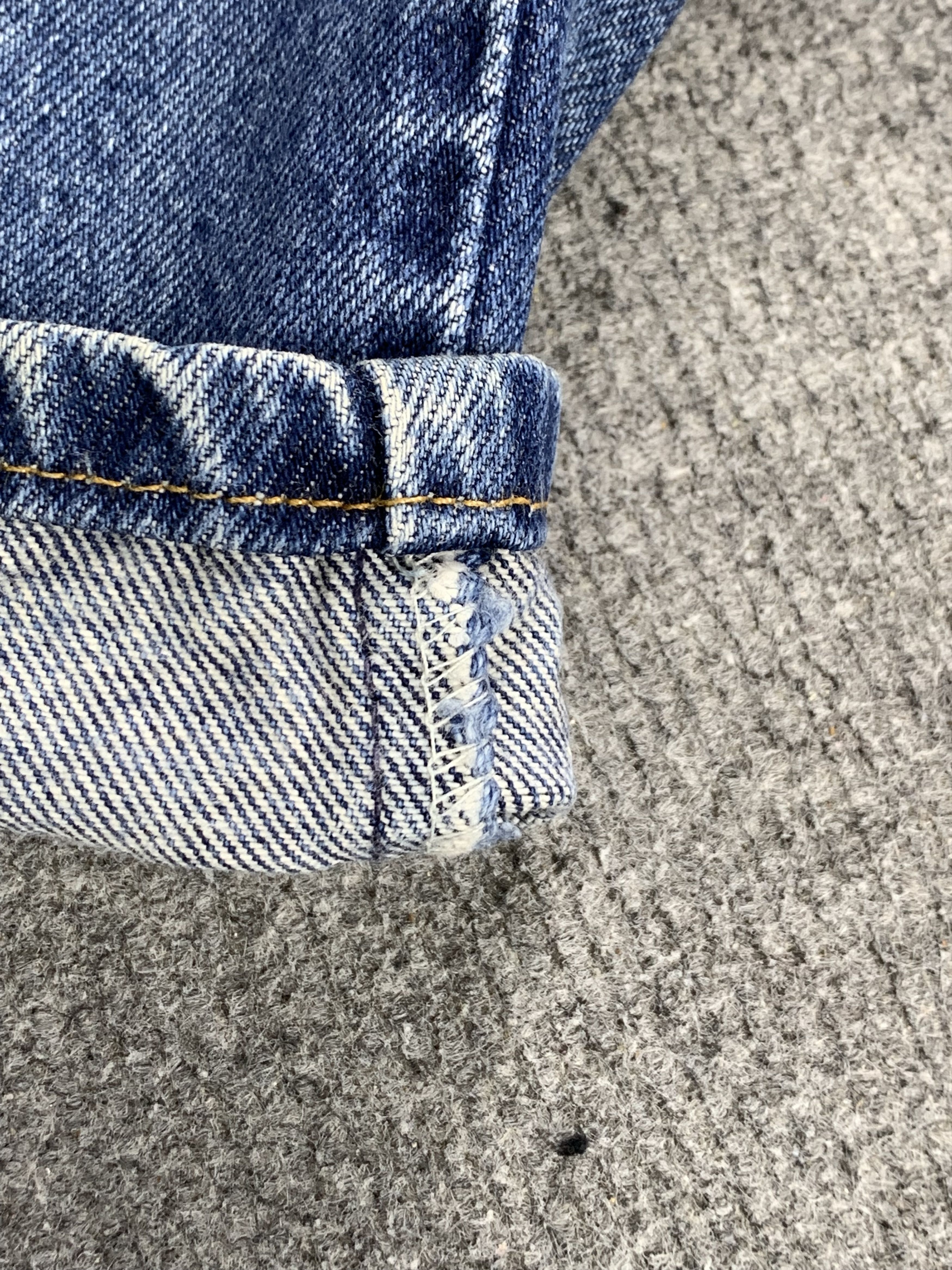 Levi's Vintage 90s Levis 505 Faded Blue Jeans DP1964 Size US 35 - 9 Thumbnail