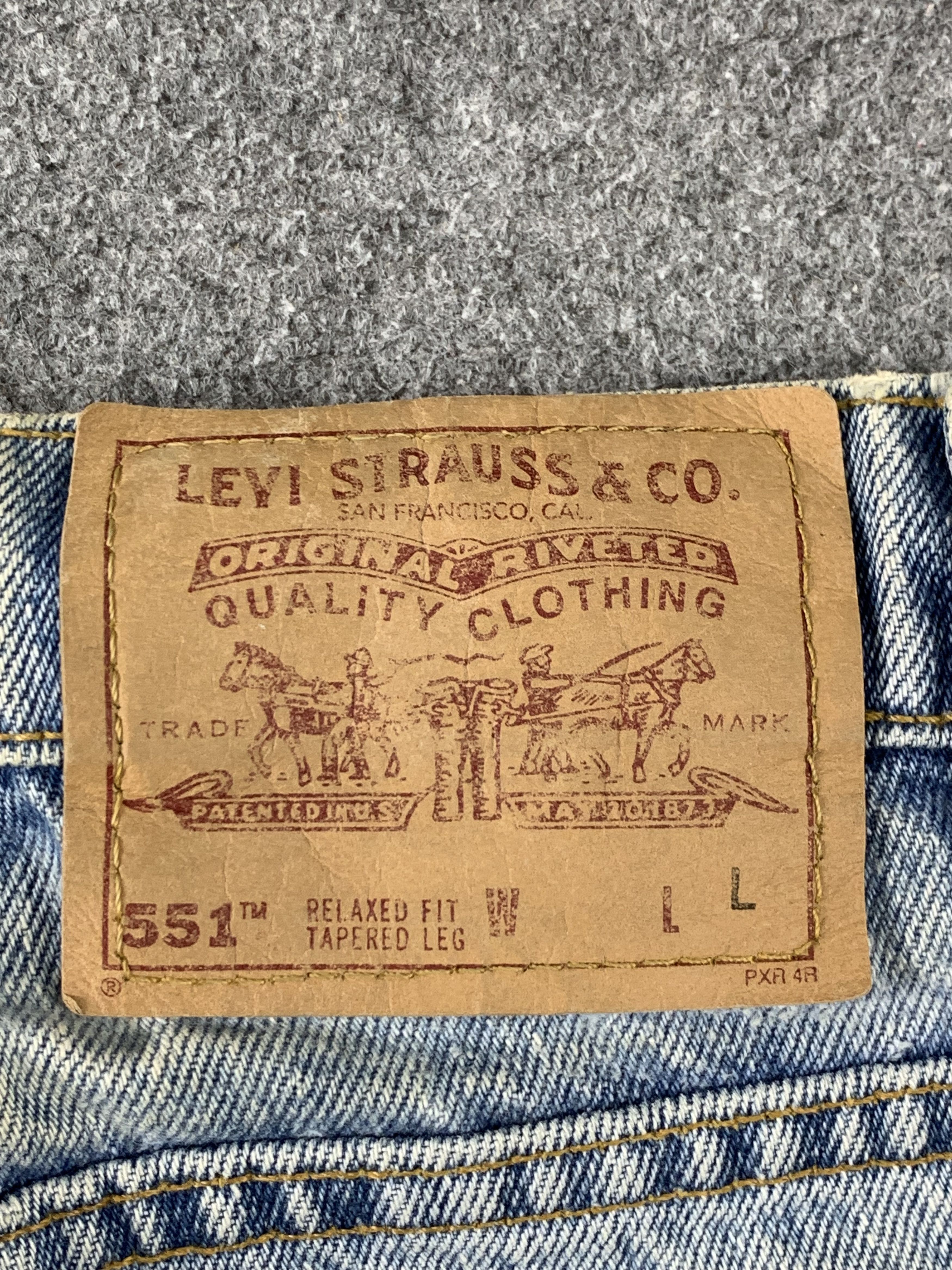 Levi's Vintage 90s Levis 551 Light Wash Jeans DP1965 Size US 26 / EU 42 - 3 Thumbnail