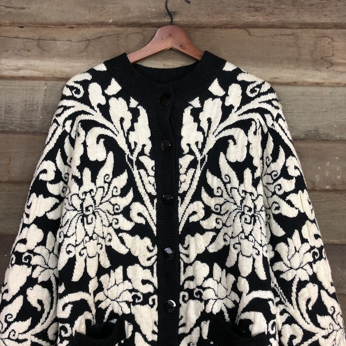 Japanese Brand Japan Brand Black White Aran Isles cardigan Knitwear #c671 Size US M / EU 48-50 / 2 - 9 Thumbnail