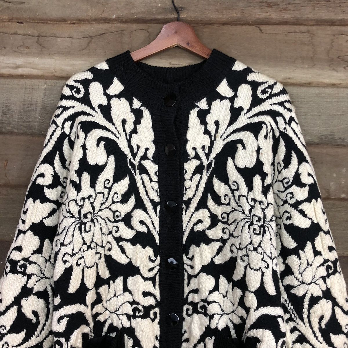 Japanese Brand Japan Brand Black White Aran Isles cardigan Knitwear #c671 Size US M / EU 48-50 / 2 - 2 Thumbnail