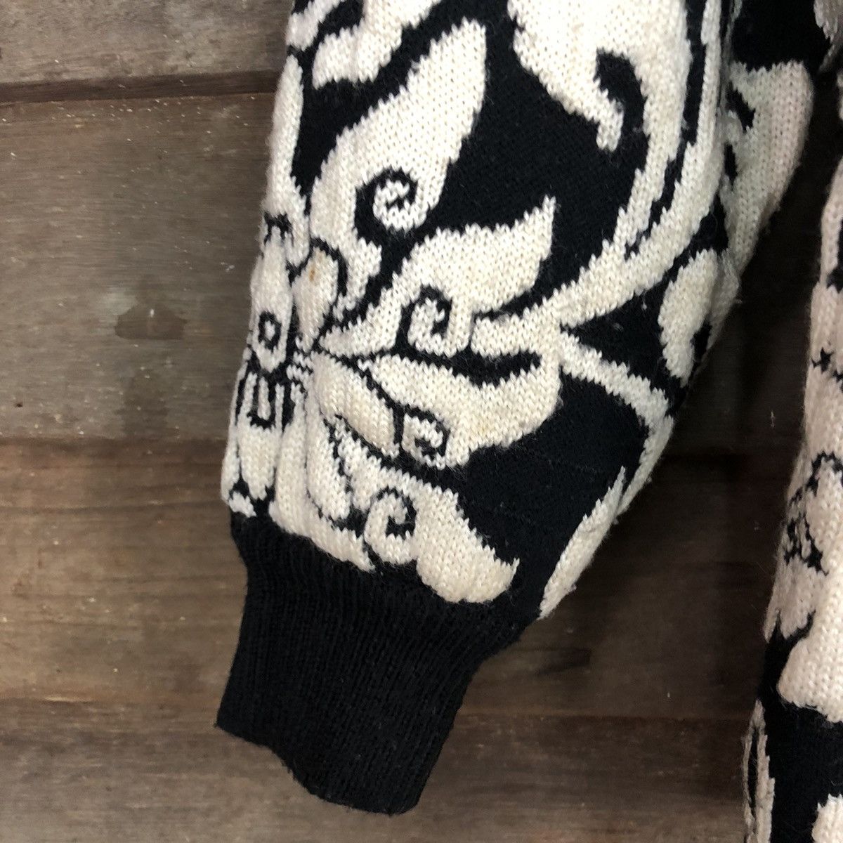 Japanese Brand Japan Brand Black White Aran Isles cardigan Knitwear #c671 Size US M / EU 48-50 / 2 - 6 Thumbnail