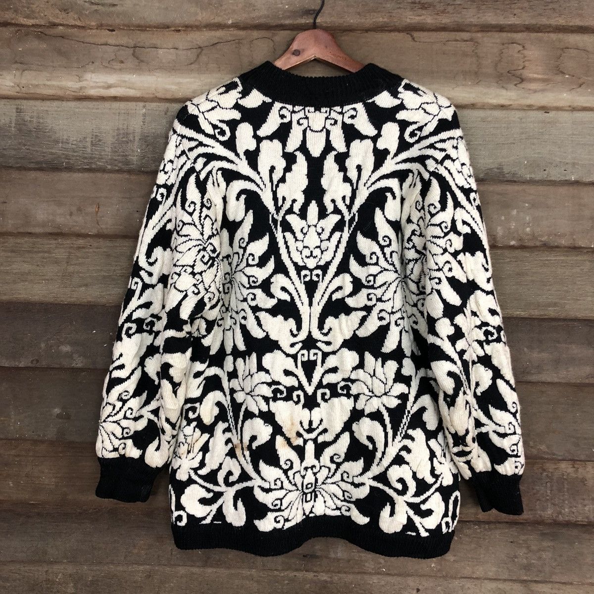 Japanese Brand Japan Brand Black White Aran Isles cardigan Knitwear #c671 Size US M / EU 48-50 / 2 - 10 Thumbnail