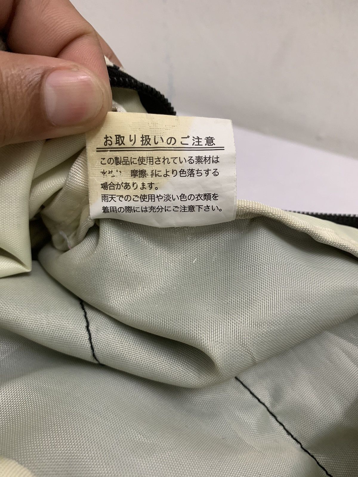 Beauty Beast × Cartoon Network × Japanese Brand 🇯🇵 Vintage One Piece Manga Anime BodyBag Size ONE SIZE - 11 Thumbnail