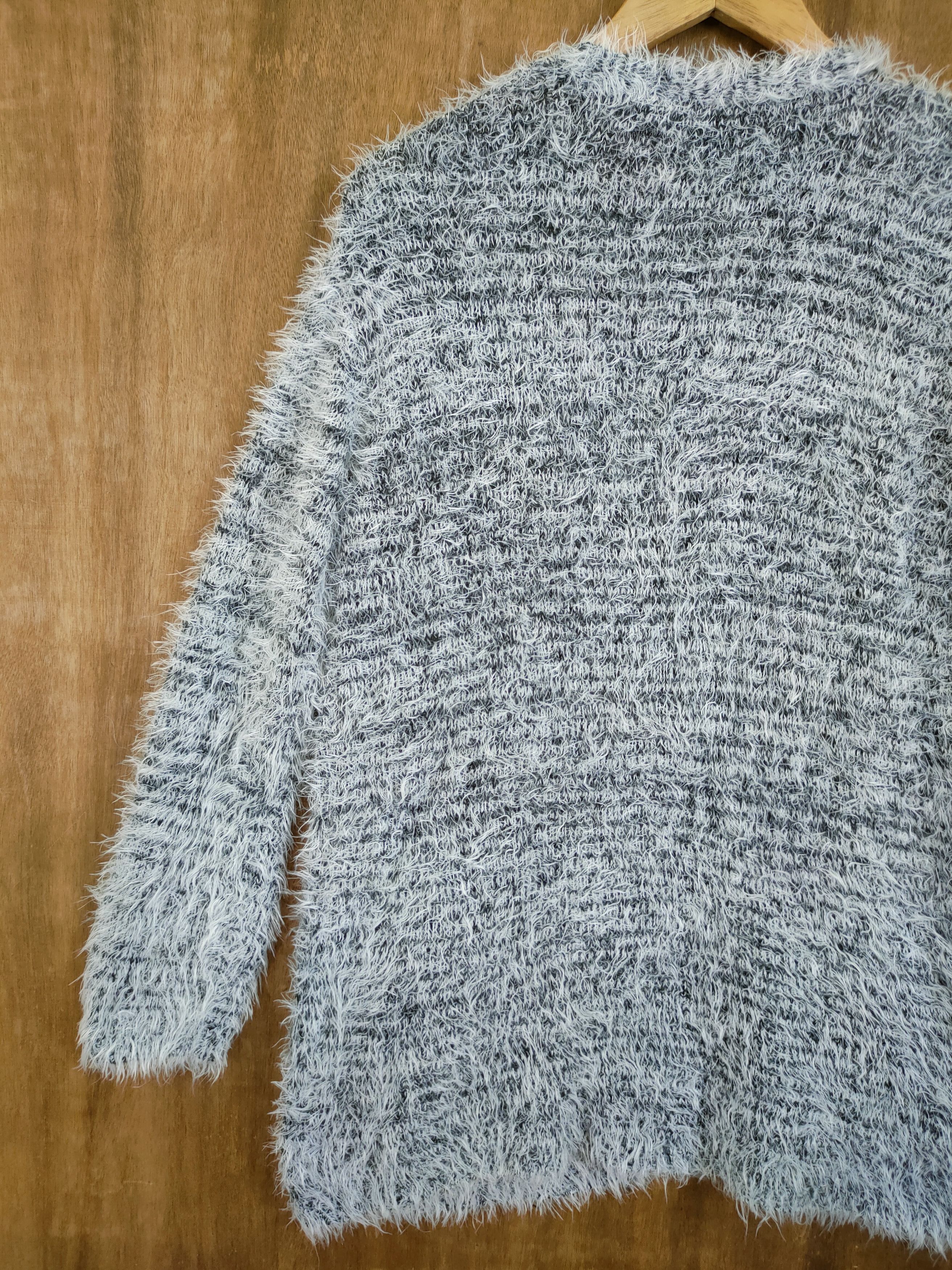 Japanese Brand D Divided mohair shag shaggy soft fur cardigan #46-1029 Size S / US 4 / IT 40 - 9 Thumbnail