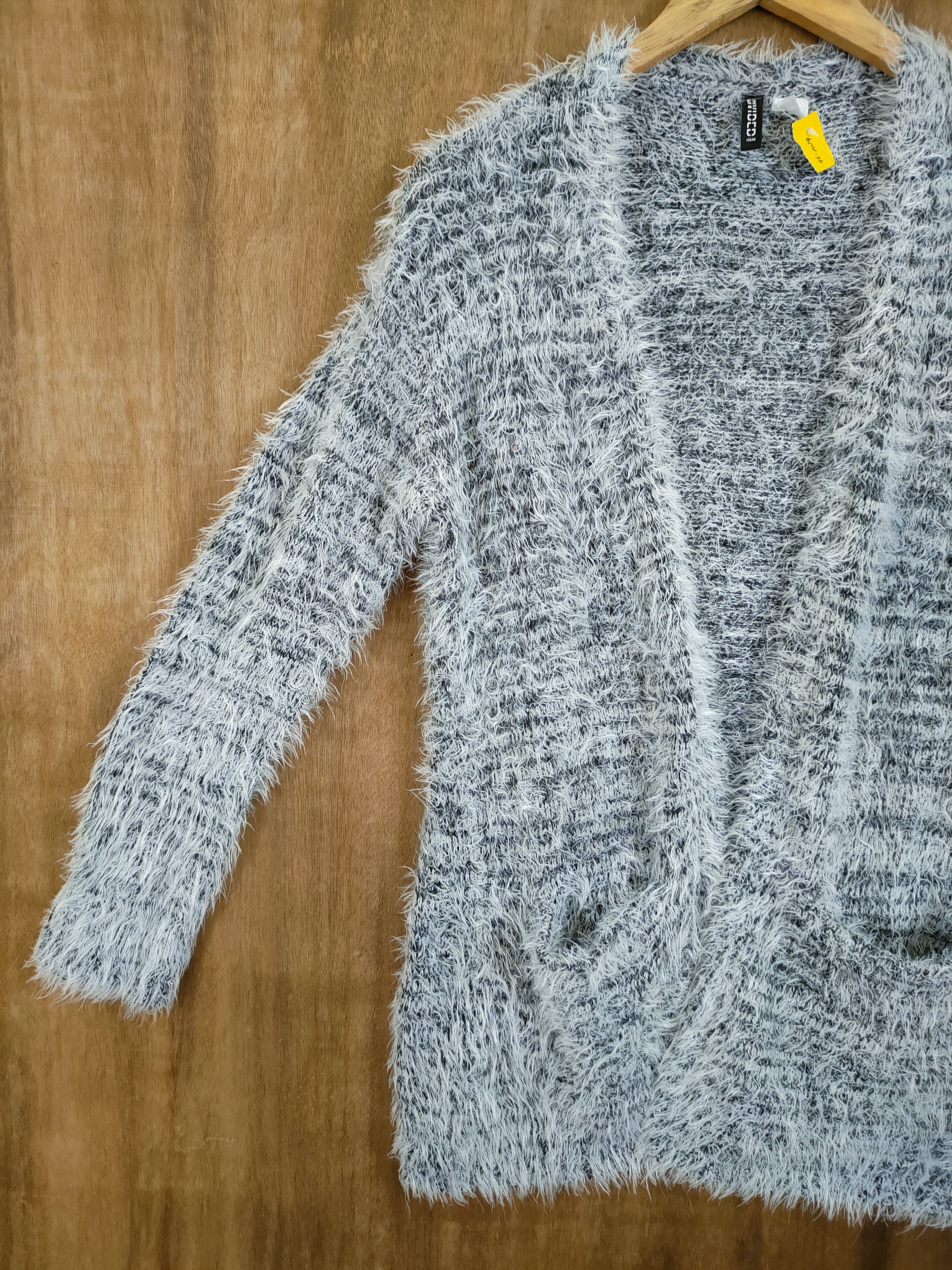 Japanese Brand D Divided mohair shag shaggy soft fur cardigan #46-1029 Size S / US 4 / IT 40 - 2 Thumbnail
