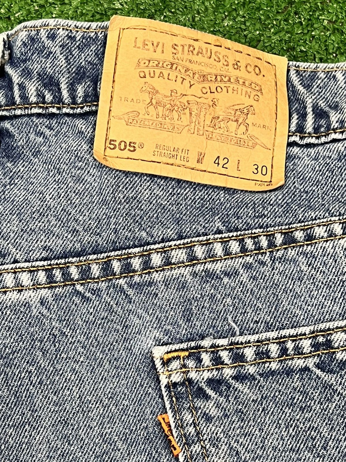 Levi's Vintage 90s Orange Tab 505 Regular Fit Straight Leg Jeans Size 42 - 2 Thumbnail