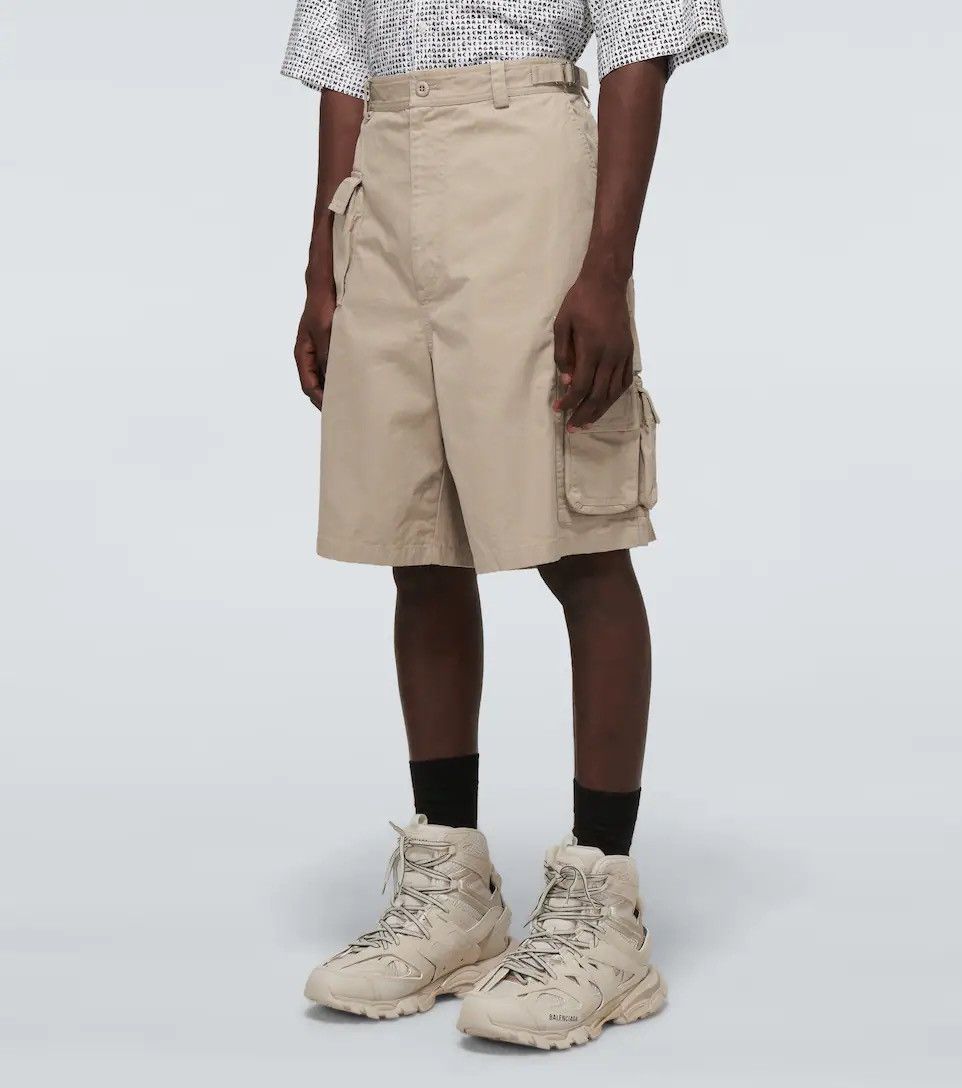 Balenciaga Balenciaga Cargo Shorts Size US 30 / EU 46 - 4 Thumbnail