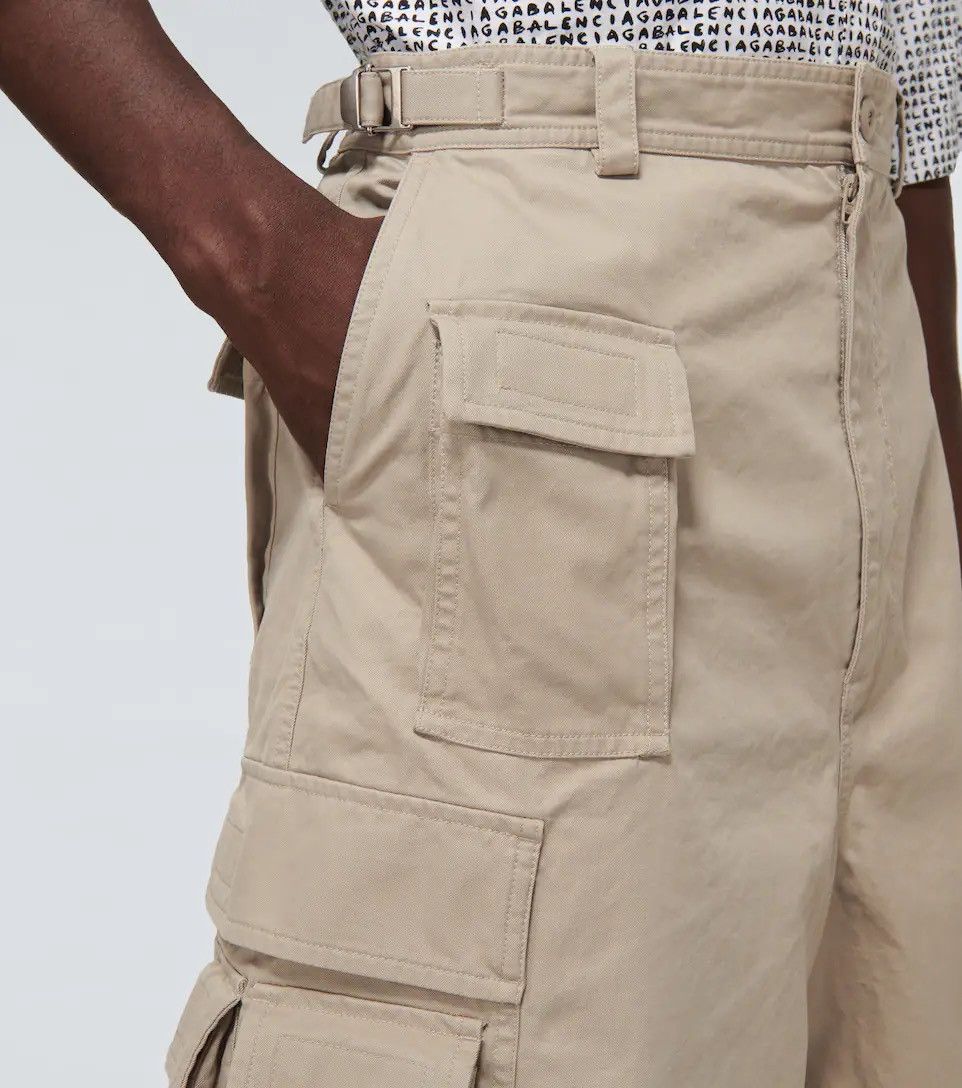 Balenciaga Balenciaga Cargo Shorts Size US 30 / EU 46 - 6 Thumbnail