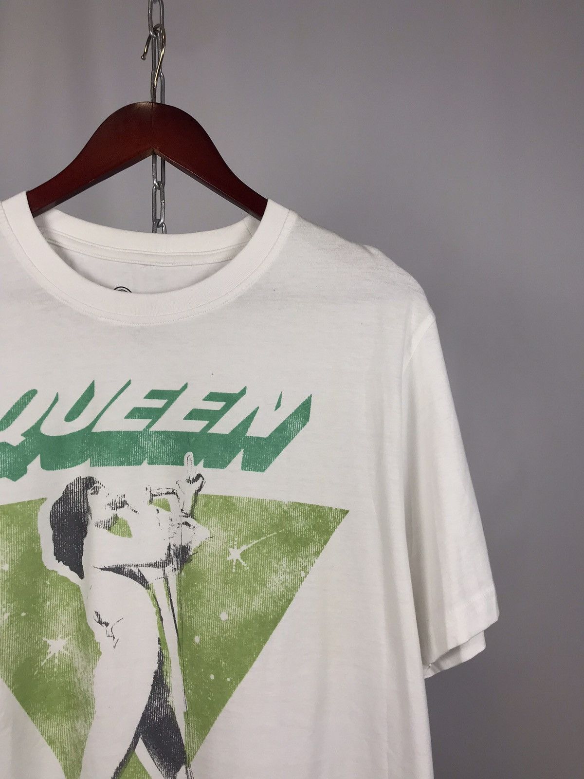 Band Tees Freddy Mercury 2012 queen cult vintage band tee Size US XL / EU 56 / 4 - 2 Thumbnail