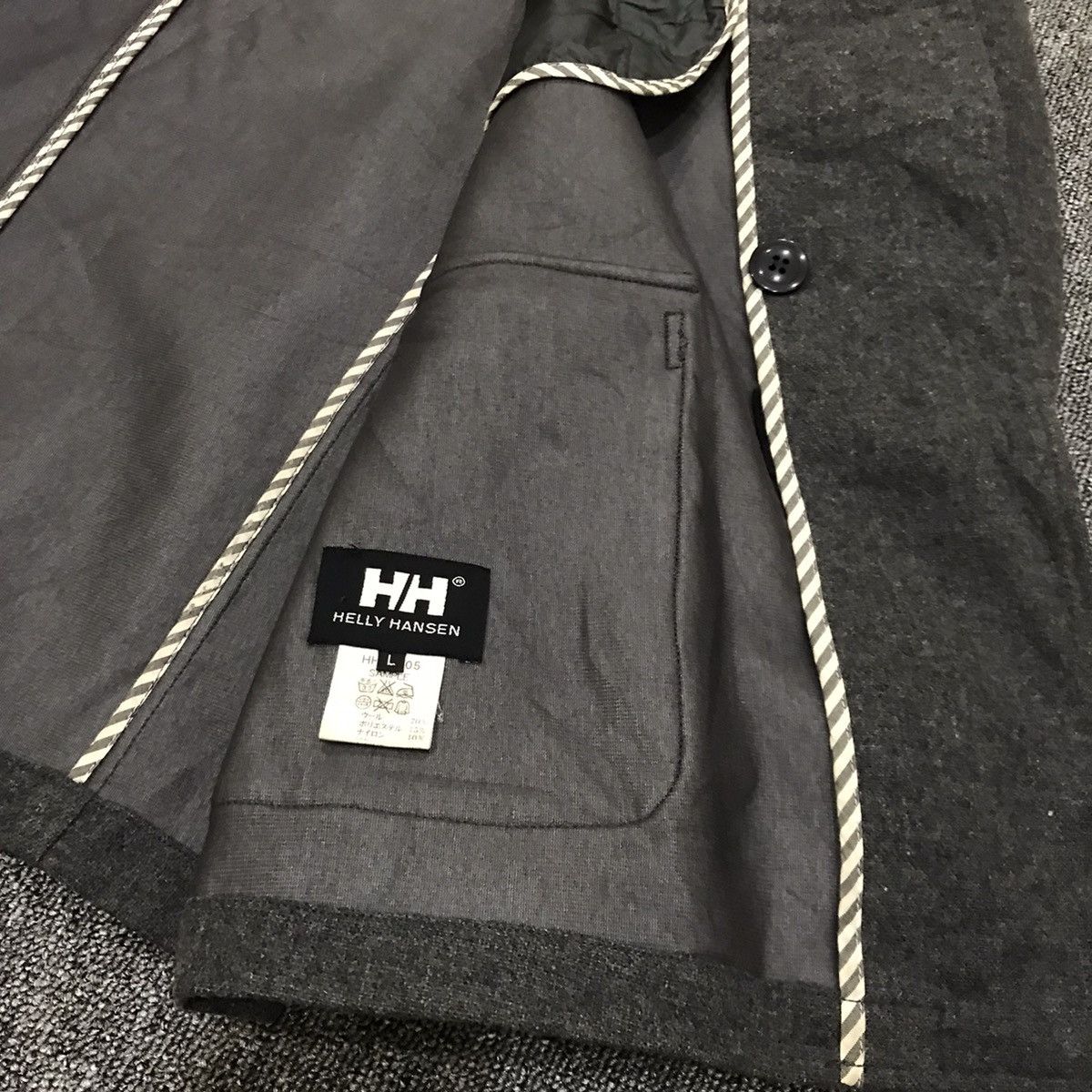 Helly Hansen Rare Helly Hansen SAMPLE toggle COAT Size US L / EU 52-54 / 3 - 6 Thumbnail