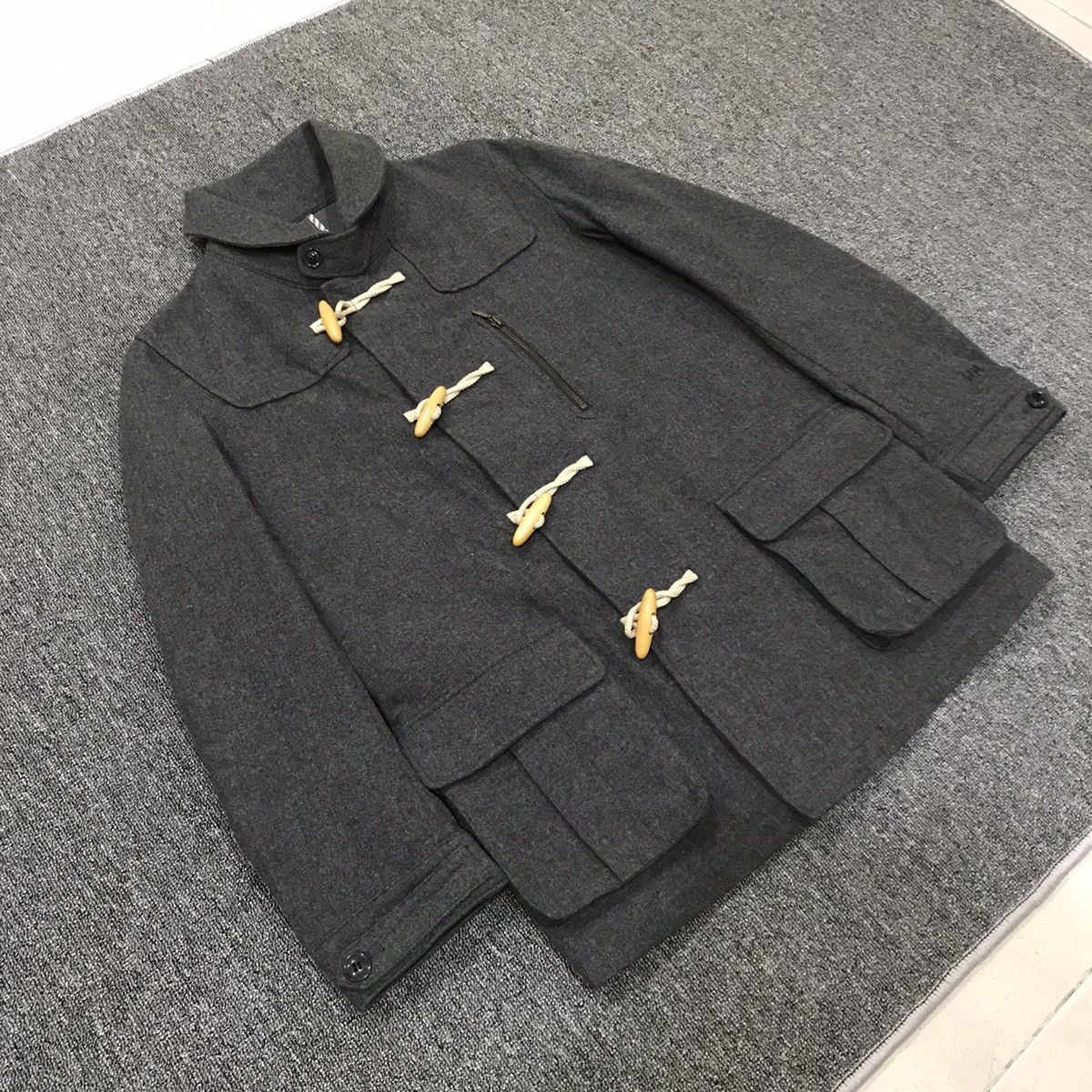 Helly Hansen Rare Helly Hansen SAMPLE toggle COAT Size US L / EU 52-54 / 3 - 3 Thumbnail