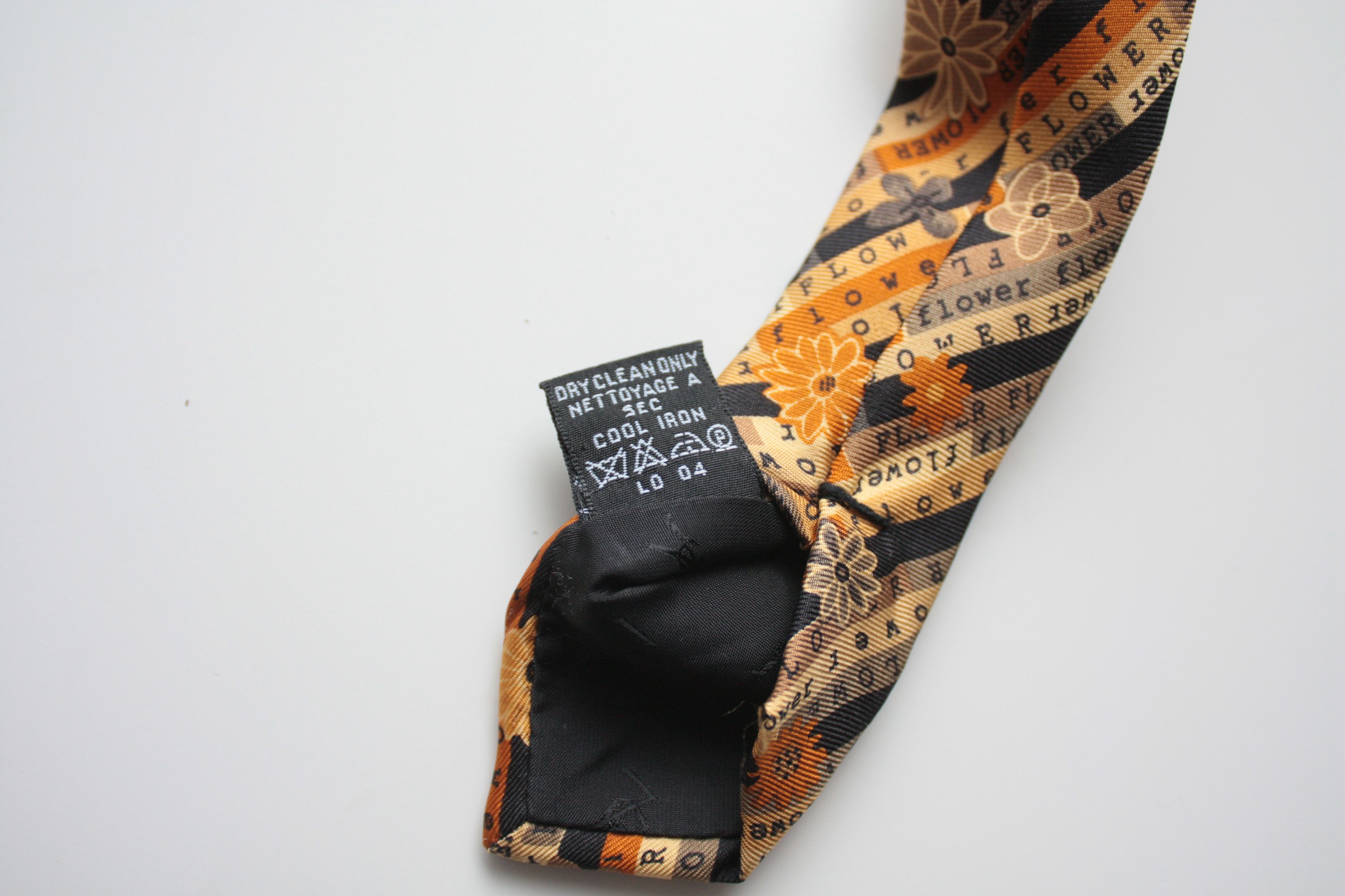 Yves Saint Laurent Yves Saint Laurent Flower Silk Tie Made In Italy Size ONE SIZE - 5 Thumbnail