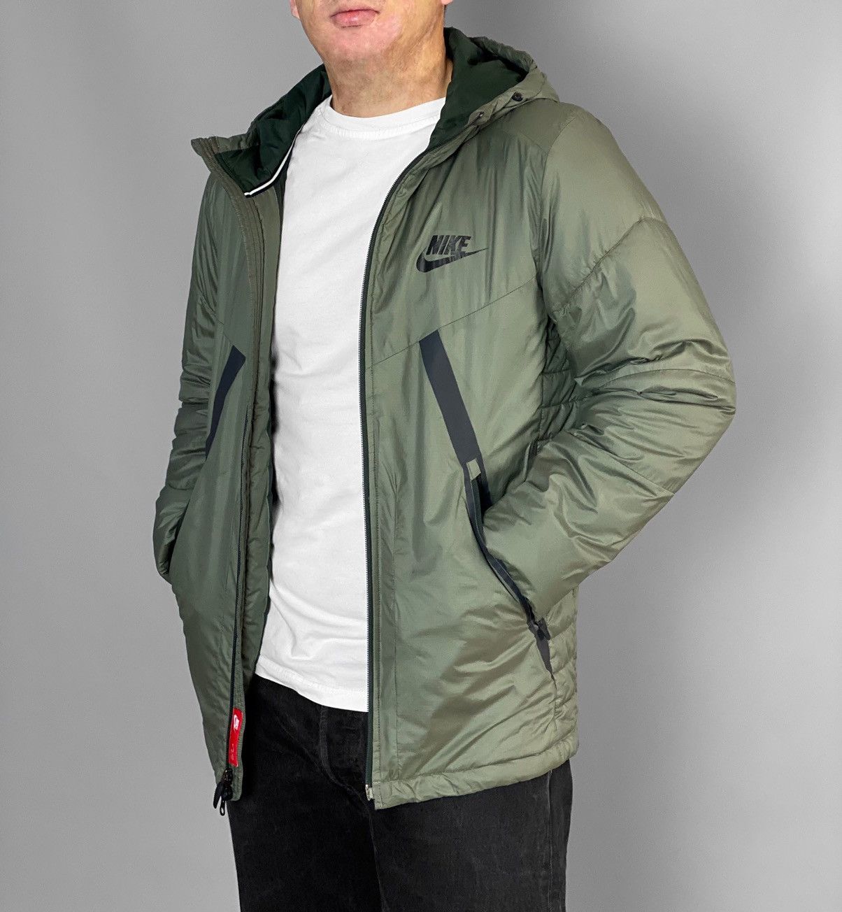 olive green nike tech sweatsuit
