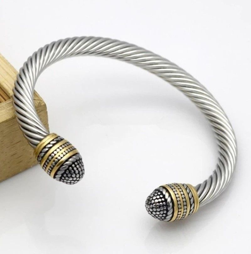 Jewelry Twisted Cable Wire Bracelet Size ONE SIZE - 3 Thumbnail