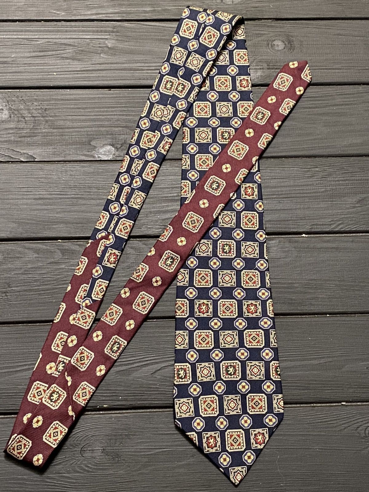 Tommy Hilfiger Rare Vintage Tie Tommy Hilfiger Size ONE SIZE - 1 Thumbnail
