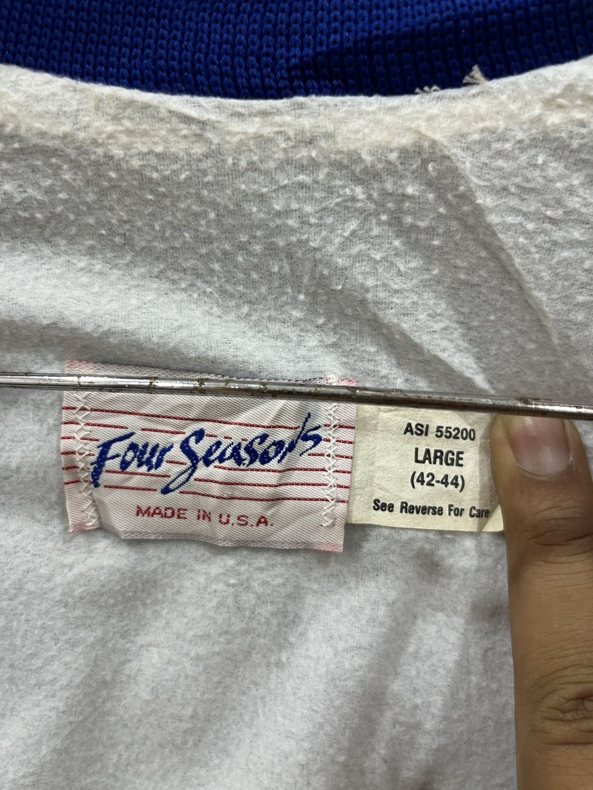 Vintage (Ppp). VINTAGE FOUR SEASONS VARSITY JACKET Size US L / EU 52-54 / 3 - 9 Thumbnail
