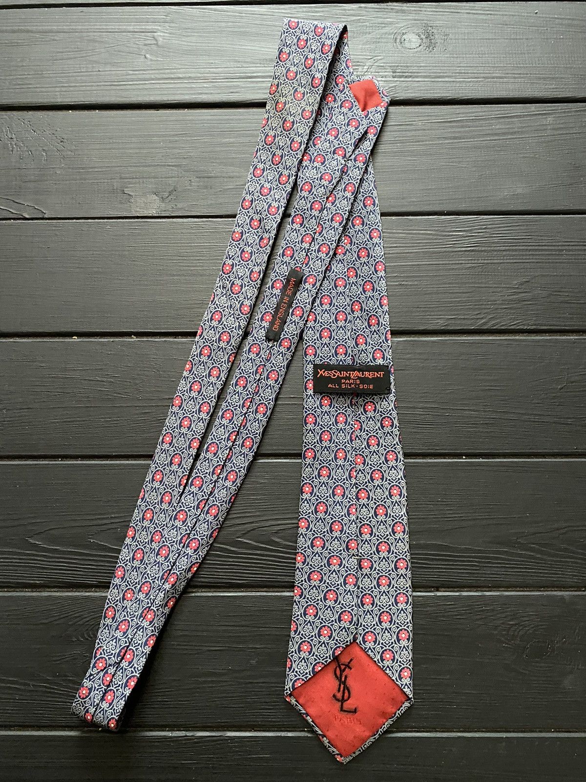 Yves Saint Laurent Rare Yves Saint Laurent Luxury Tie All Silk Vintage. Size ONE SIZE - 2 Thumbnail