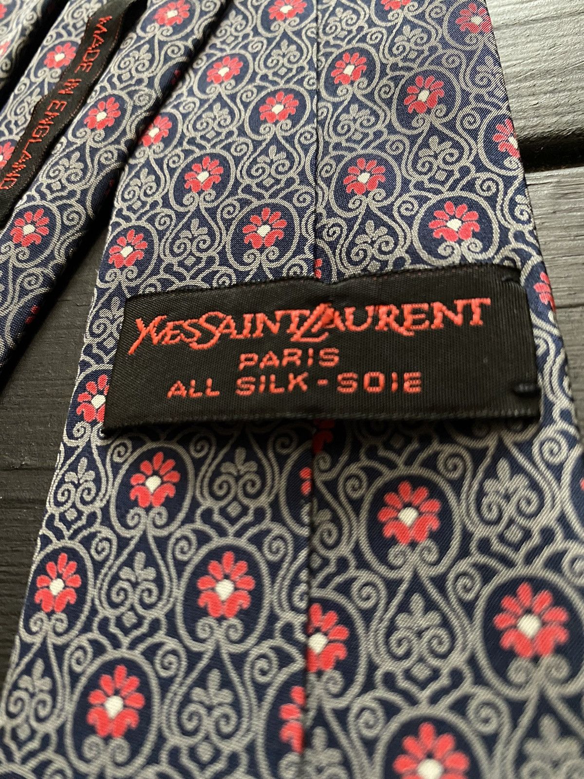 Yves Saint Laurent Rare Yves Saint Laurent Luxury Tie All Silk Vintage. Size ONE SIZE - 3 Thumbnail