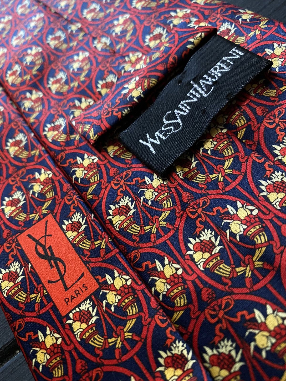 Yves Saint Laurent Rare Luxury Yves Saint Laurent Tie Size ONE SIZE - 4 Thumbnail