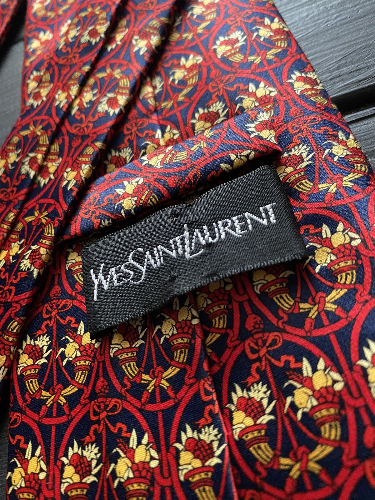 Yves Saint Laurent Rare Luxury Yves Saint Laurent Tie Size ONE SIZE - 3 Thumbnail
