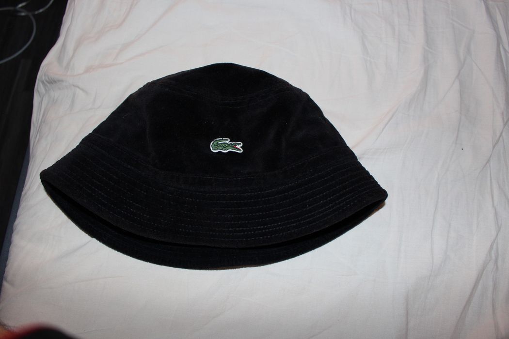 Supreme Black Bucket Hat