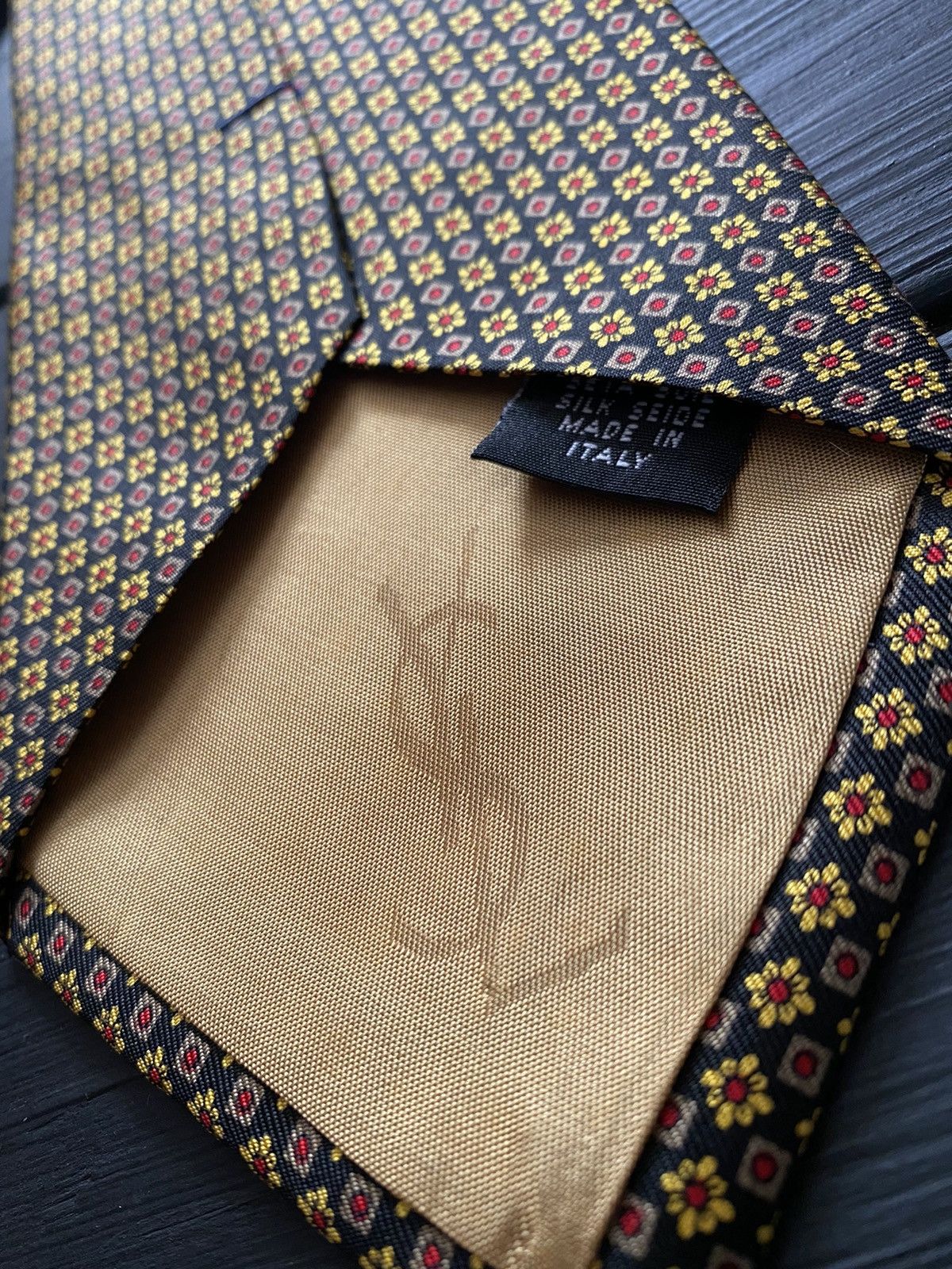 Yves Saint Laurent Rare Luxury Yves Saint Laurent Tie Size ONE SIZE - 4 Thumbnail