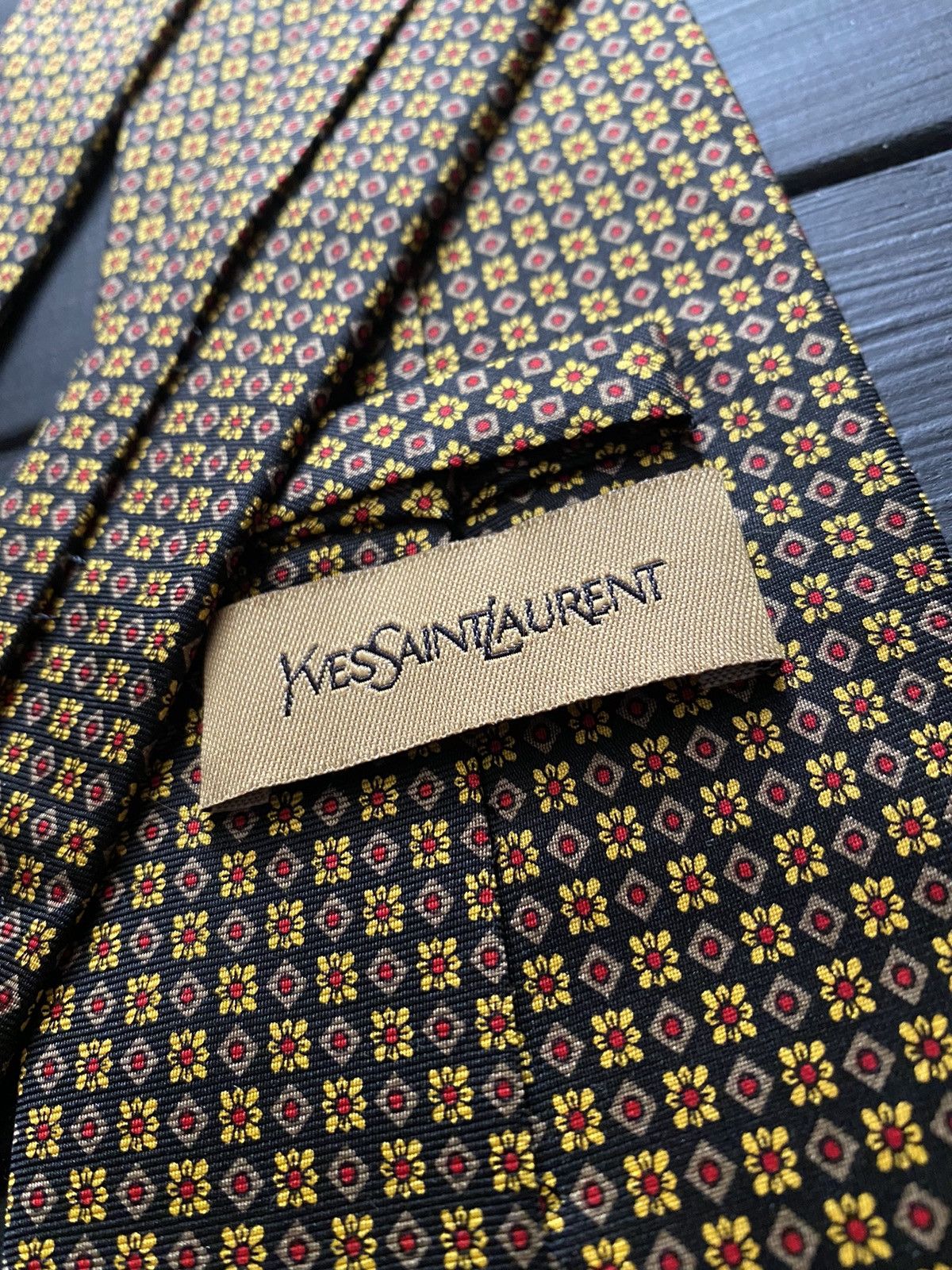 Yves Saint Laurent Rare Luxury Yves Saint Laurent Tie Size ONE SIZE - 3 Thumbnail