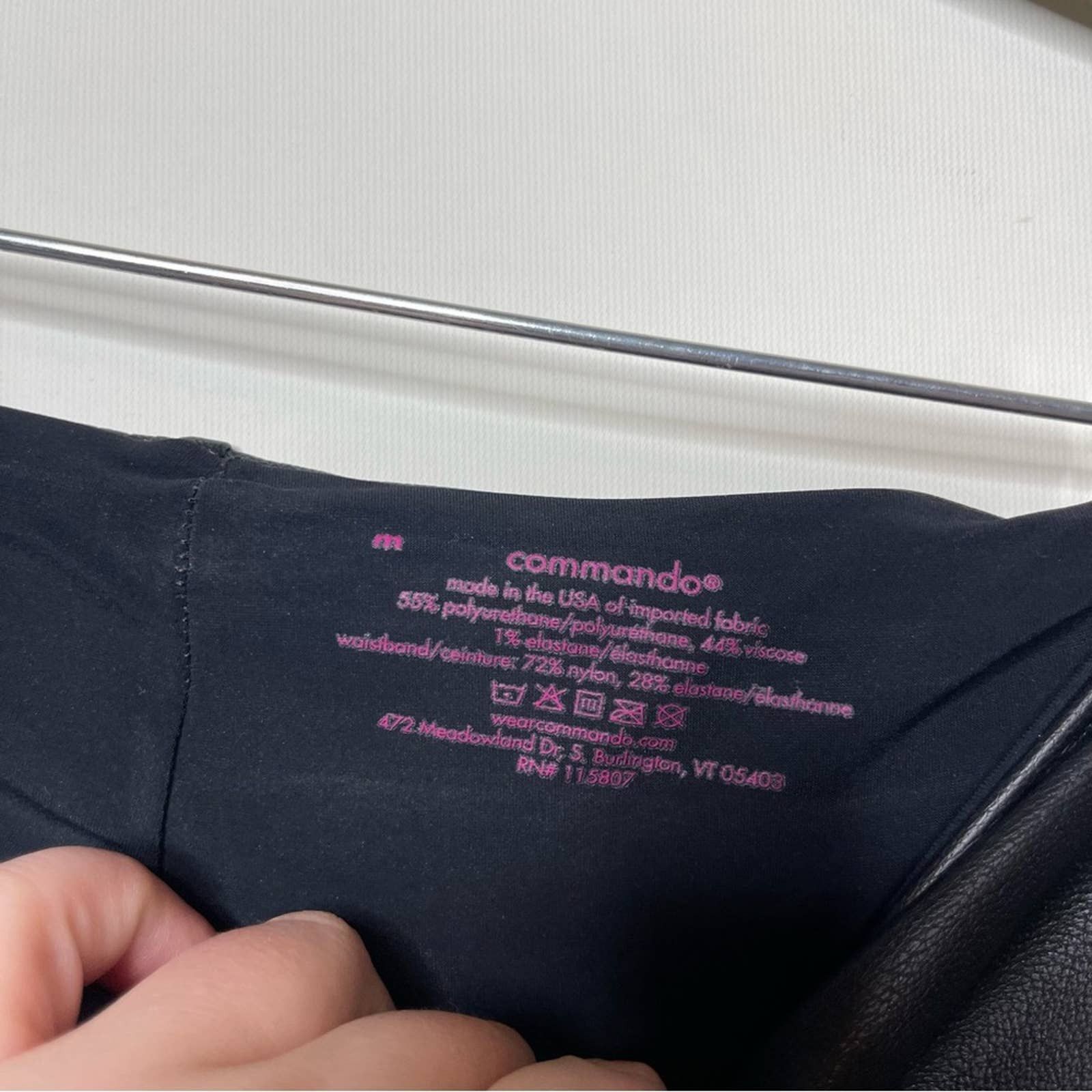 Commando Faux Black Leather Legging sz M