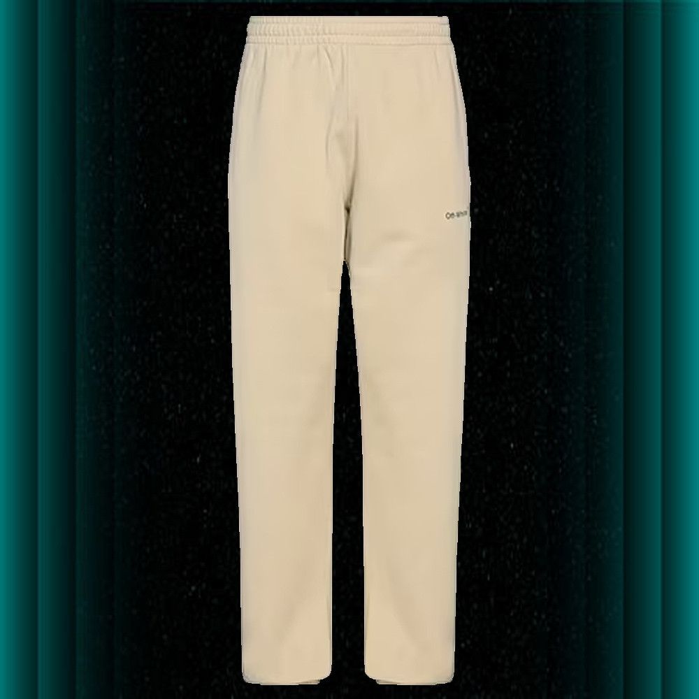 ooy1o0123 Casual pants in Sand