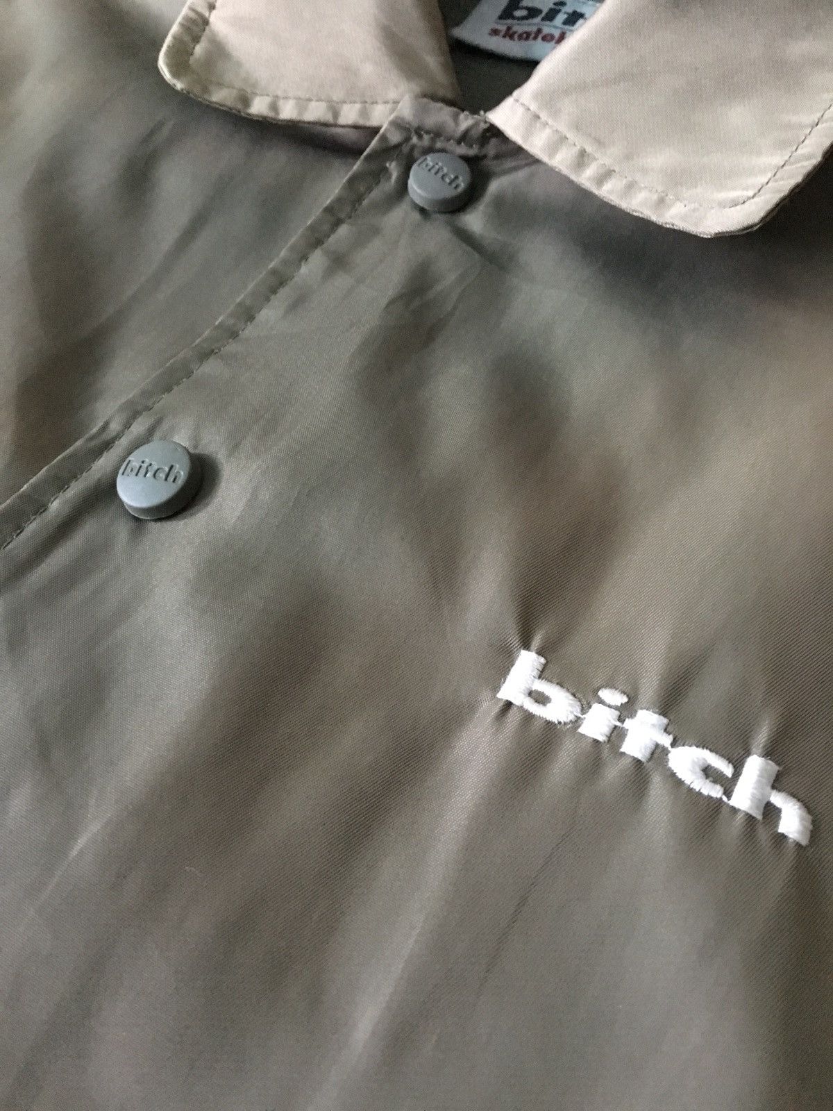 Welcome Skateboards Vintage Bitch Skateboards Green Army sunfaded Size US M / EU 48-50 / 2 - 8 Thumbnail