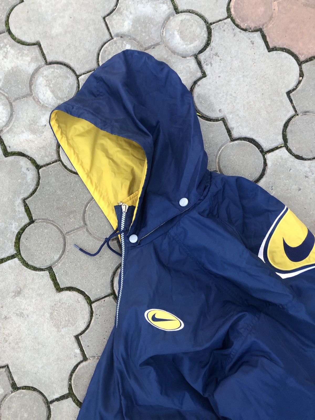 Nike × Vintage Vintage Y2K Nike Big Swoosh Light Puffer Jacket Gorpcore Size US S / EU 44-46 / 1 - 4 Thumbnail