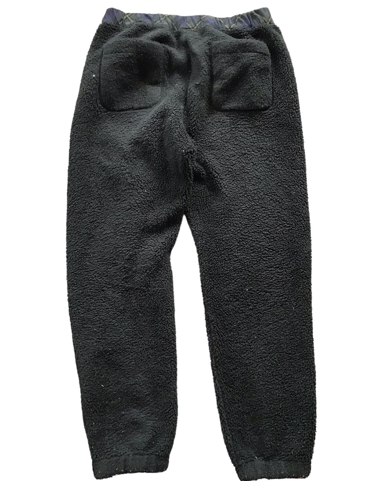 JW Anderson × Uniqlo J.W Anderson x Uniqlo Sherpa Jogger Pants Size US 34 / EU 50 - 2 Thumbnail